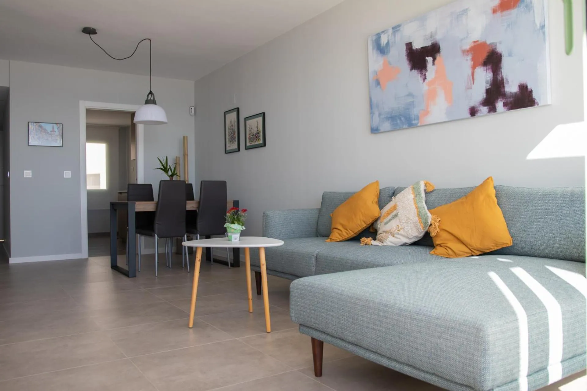 Precioso apartamento frente a la playa con piscina