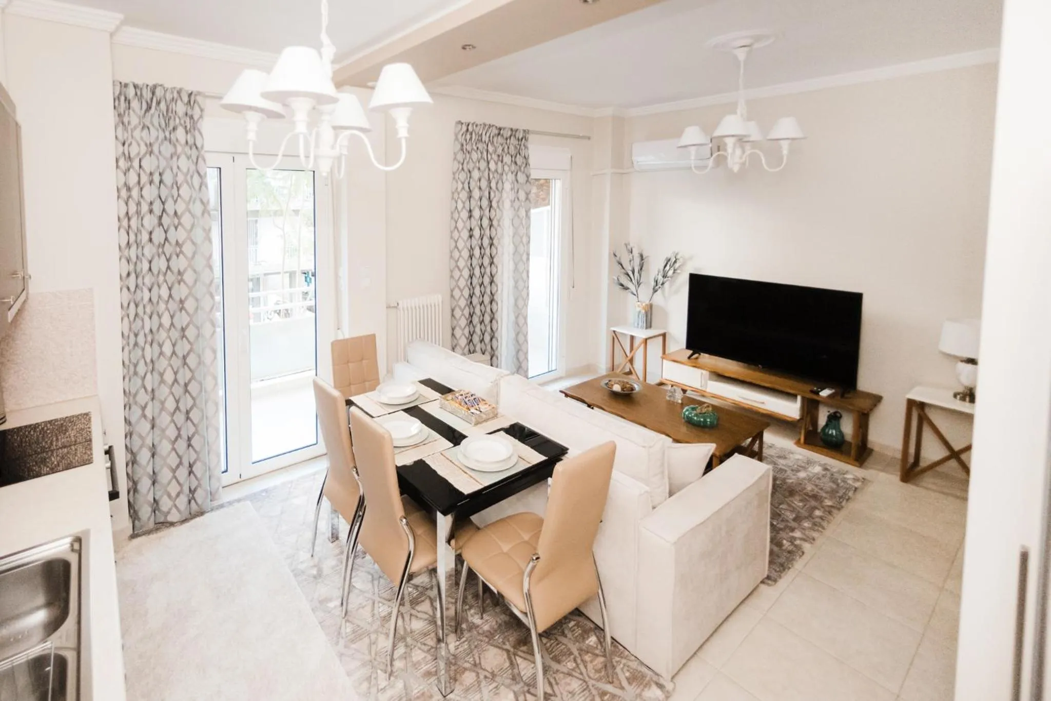 TV and multimedia in Best House, Ellinou Stratiotou, Ayia, Patra