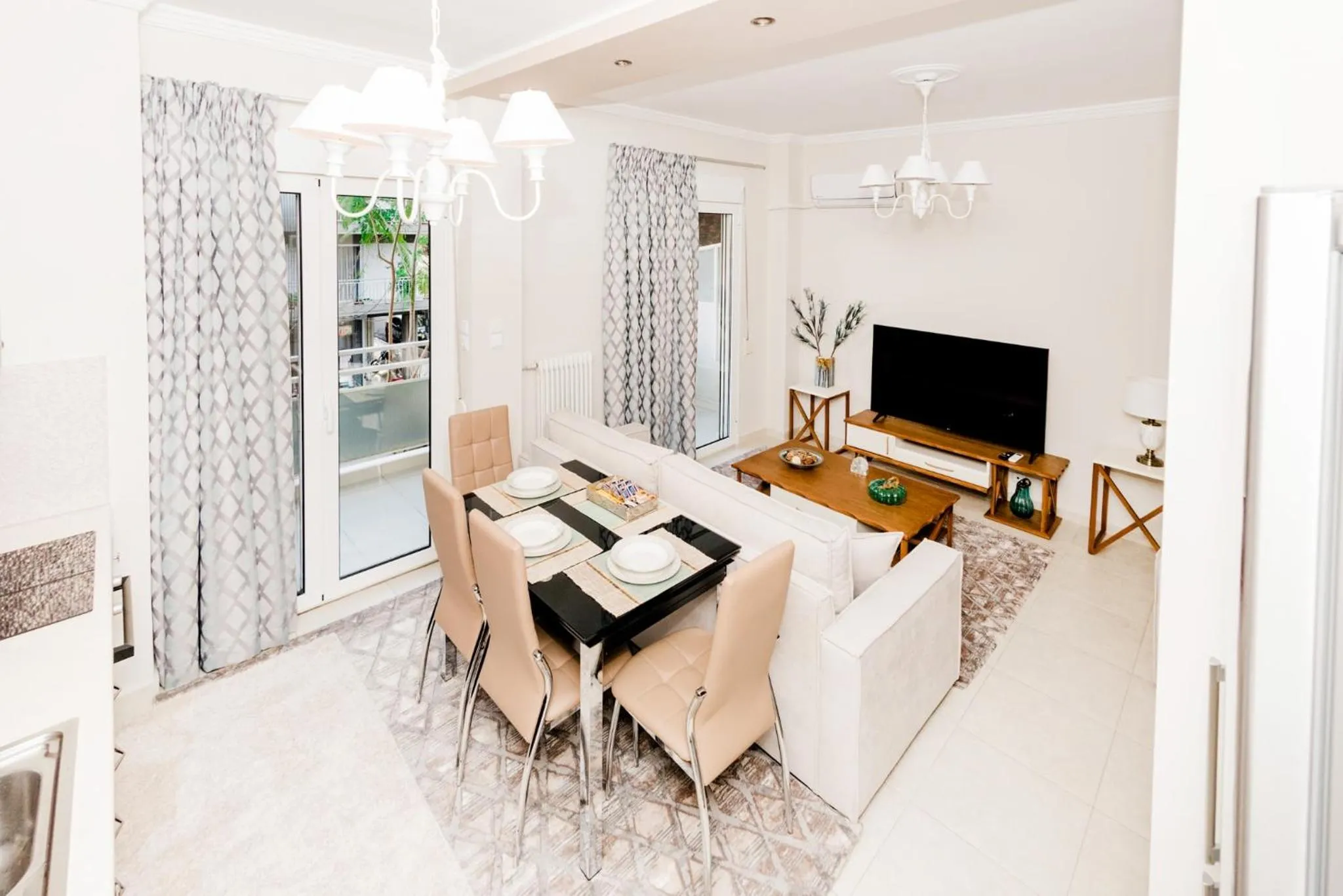 TV and multimedia in Best House, Ellinou Stratiotou, Ayia, Patra