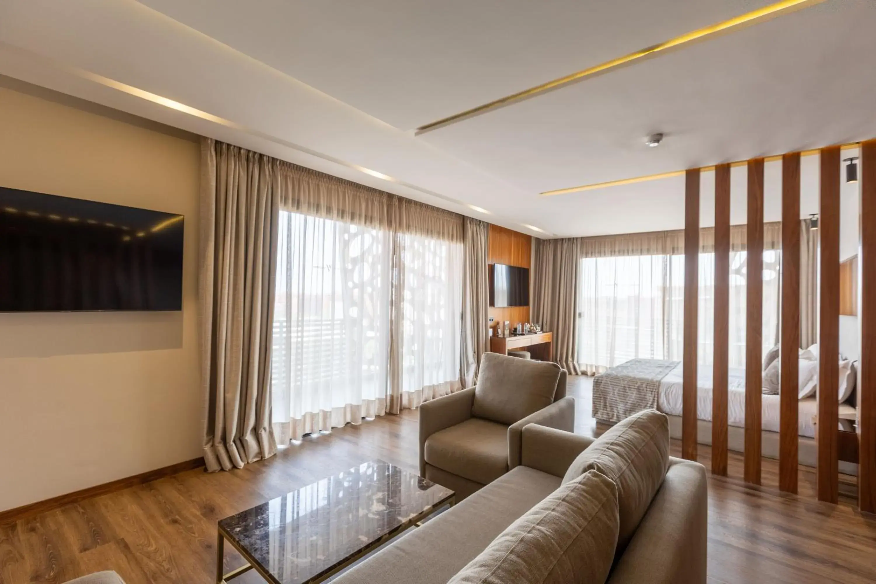 King Suite with Balcony in Longue vie Hotels King Suite with Balcony in Longue vie Hotels