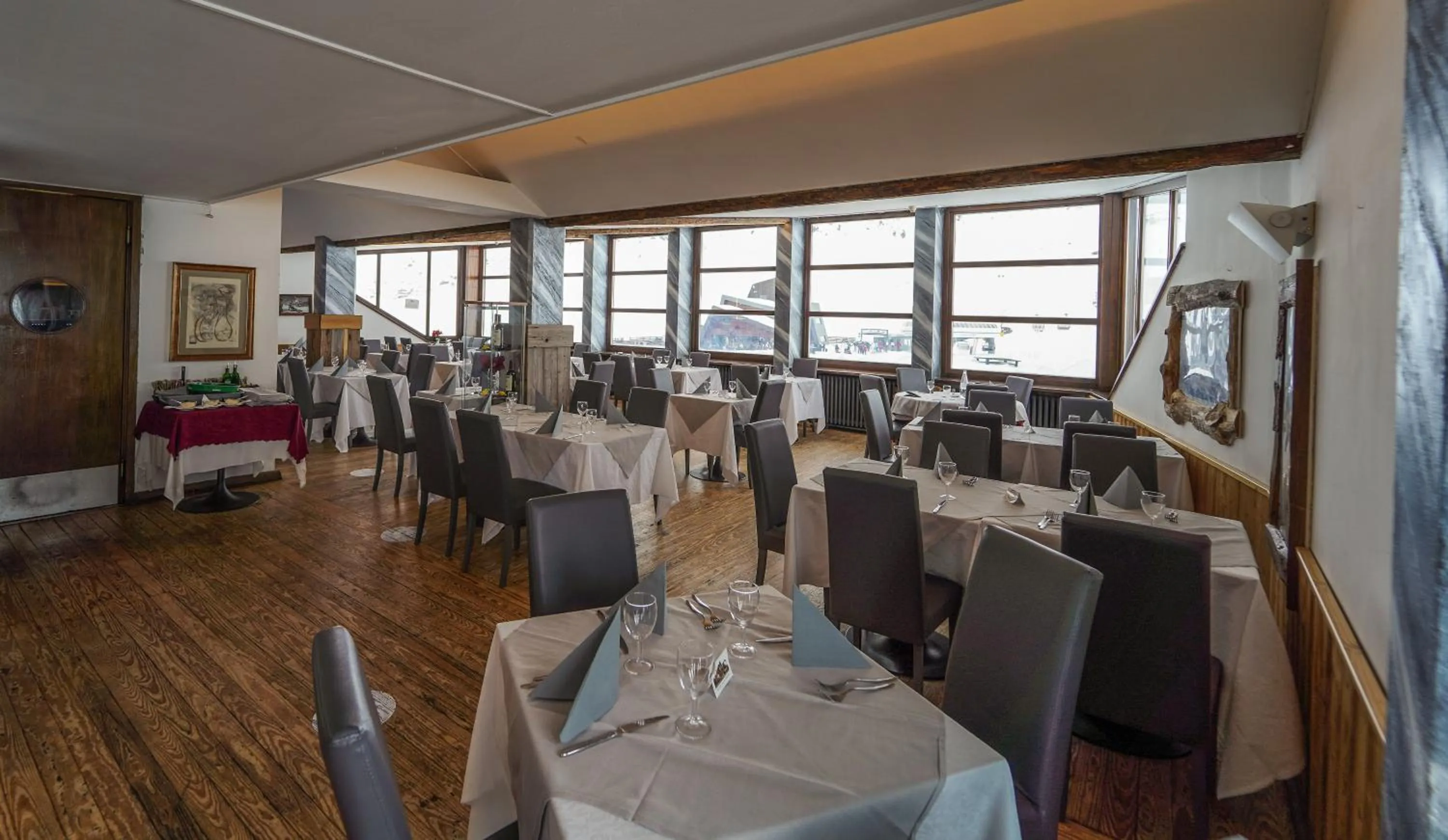 Restaurant/places to eat in Hotel lo Stambecco