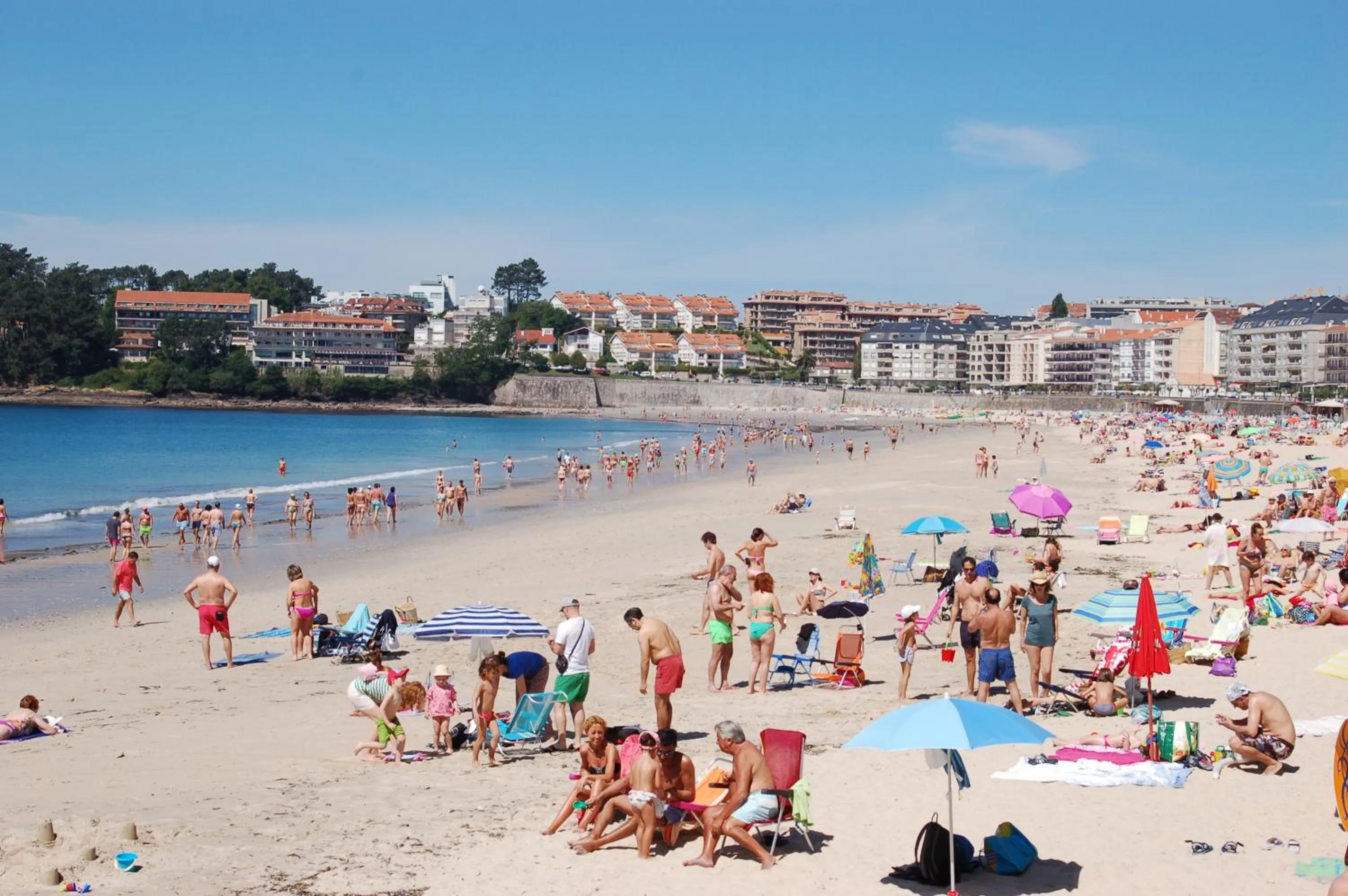 Beach in Apartamentos VIDA Sanxenxo