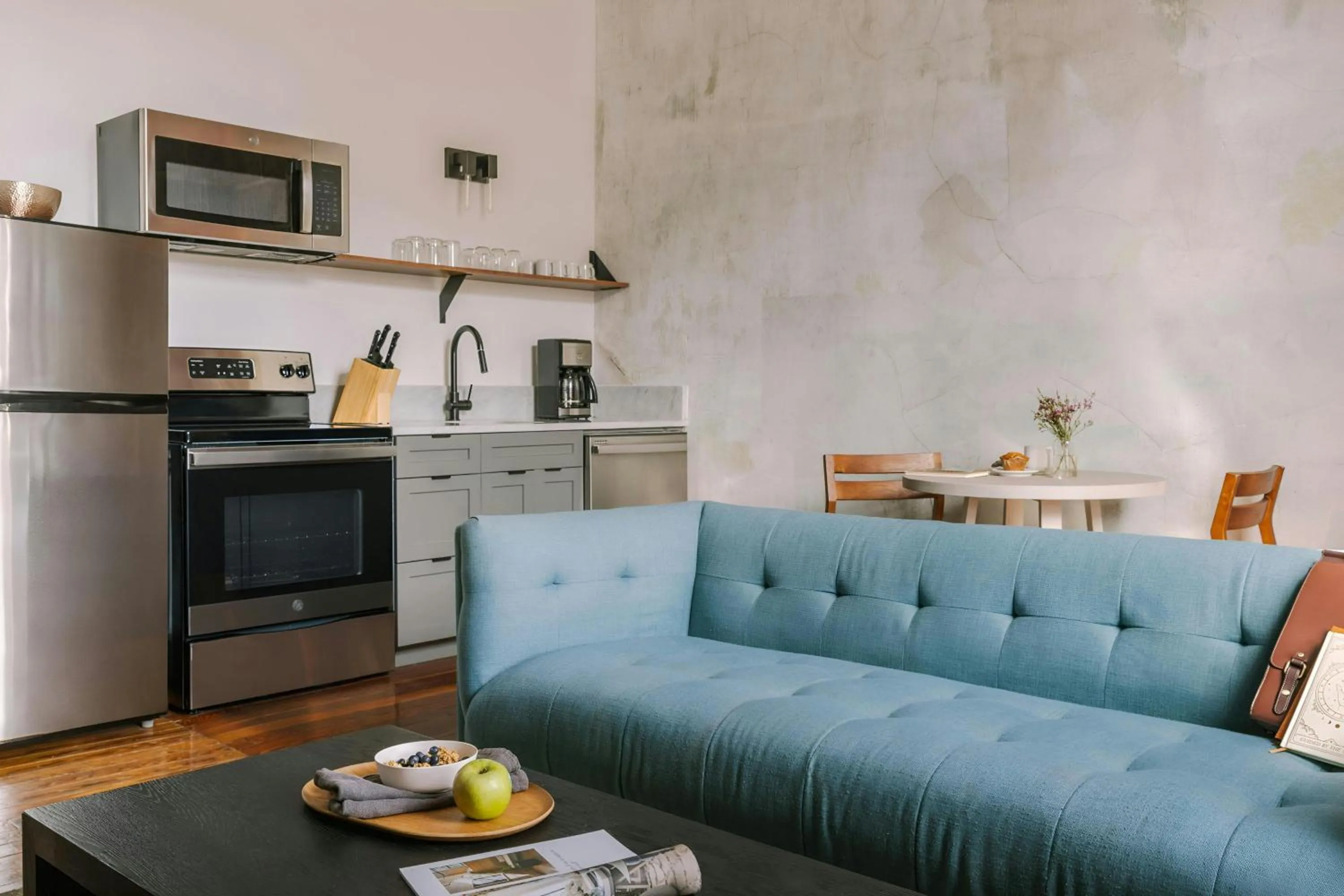 Living room in Sonder by Marriott Bonvoy The Schaeffer Apartments French Quarter