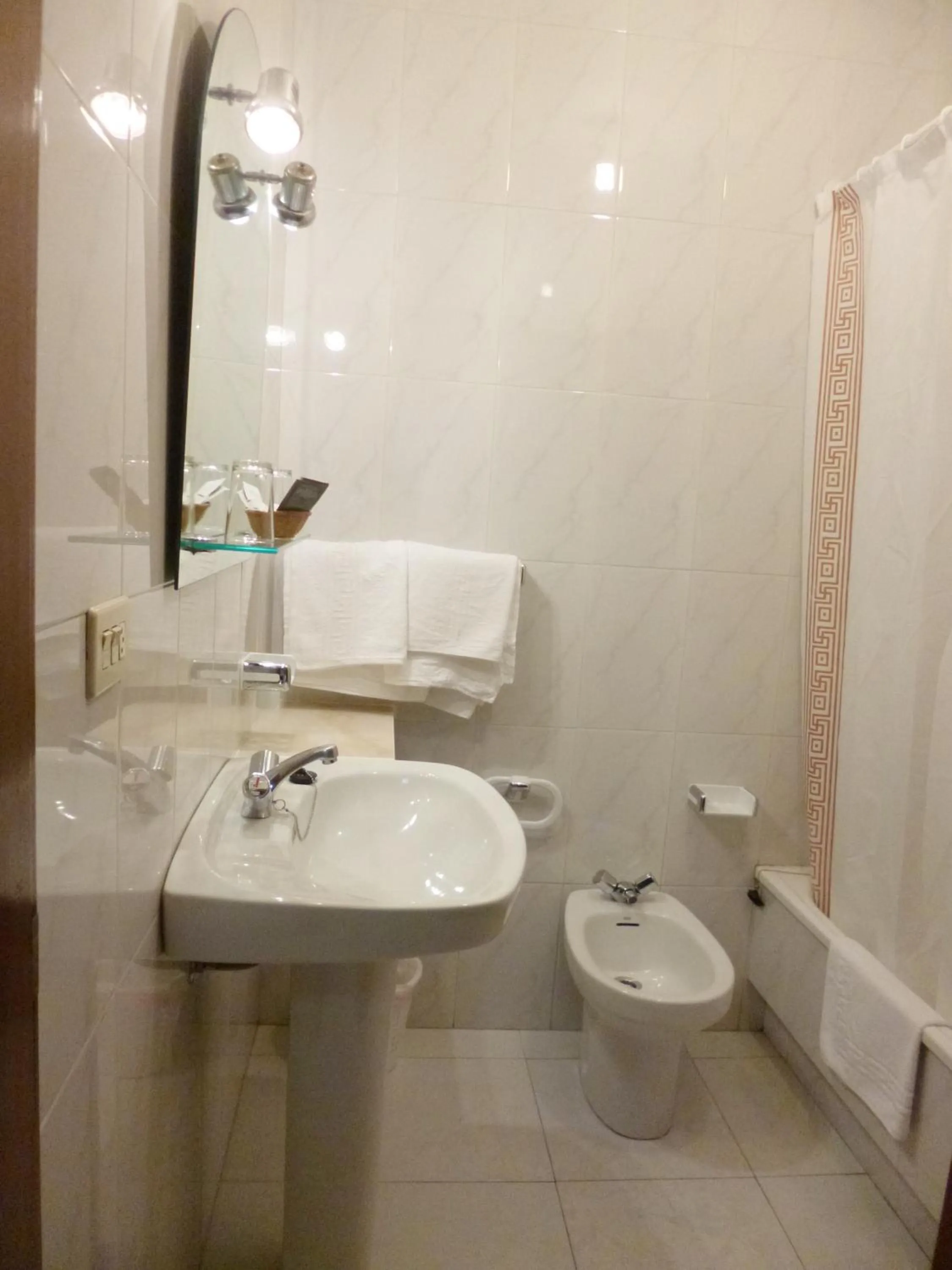 Bathroom in Hotel Bonaire