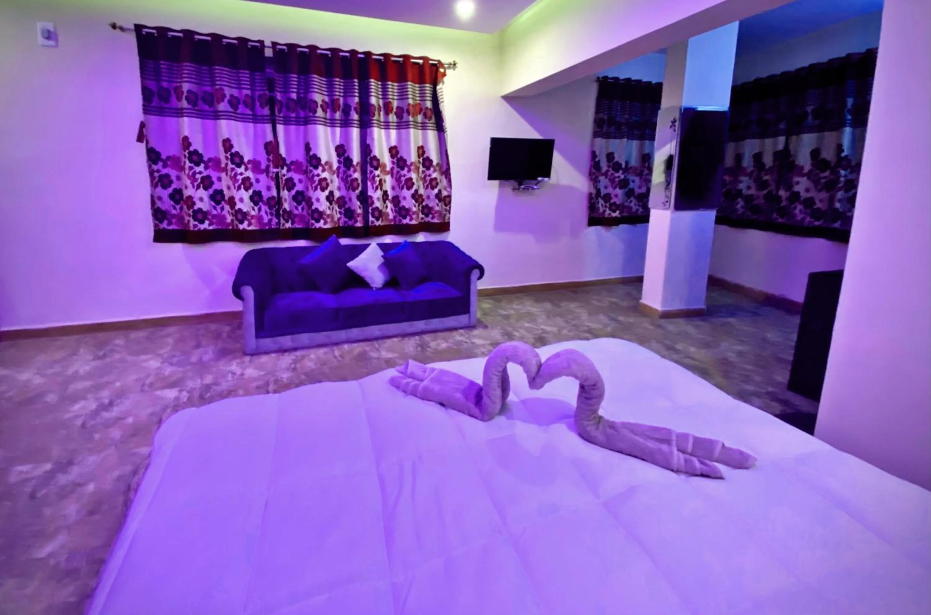 Bed in MAGIC MIST RESORT