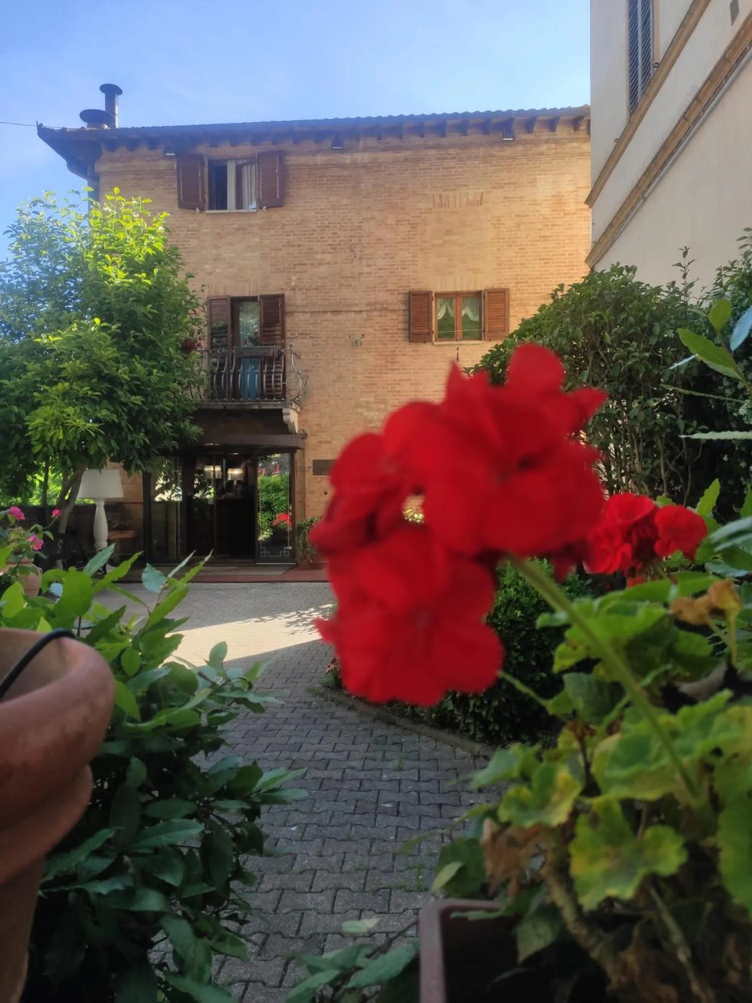 Property building in Hotel Arcobaleno Siena