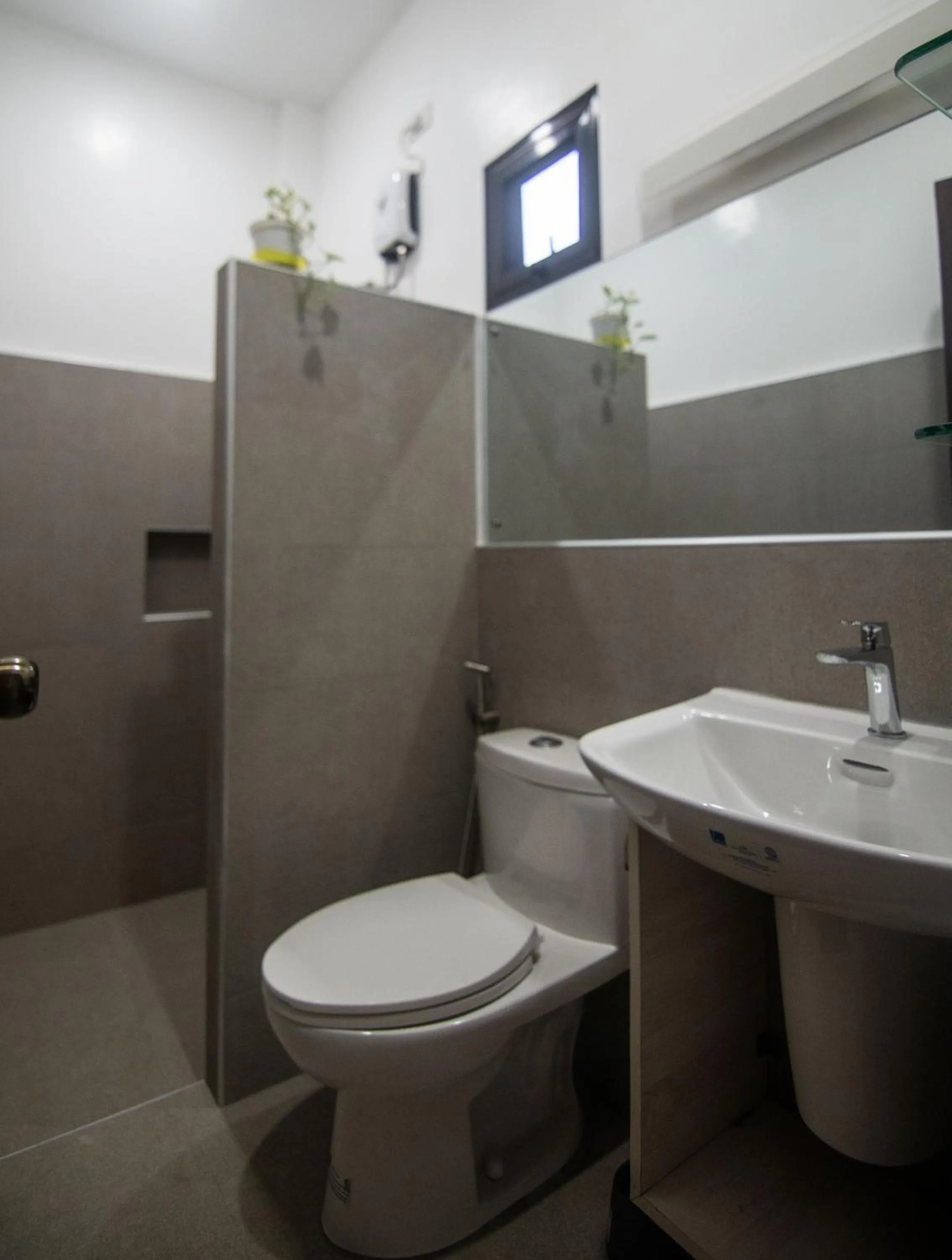 Bathroom in Thistle Inn