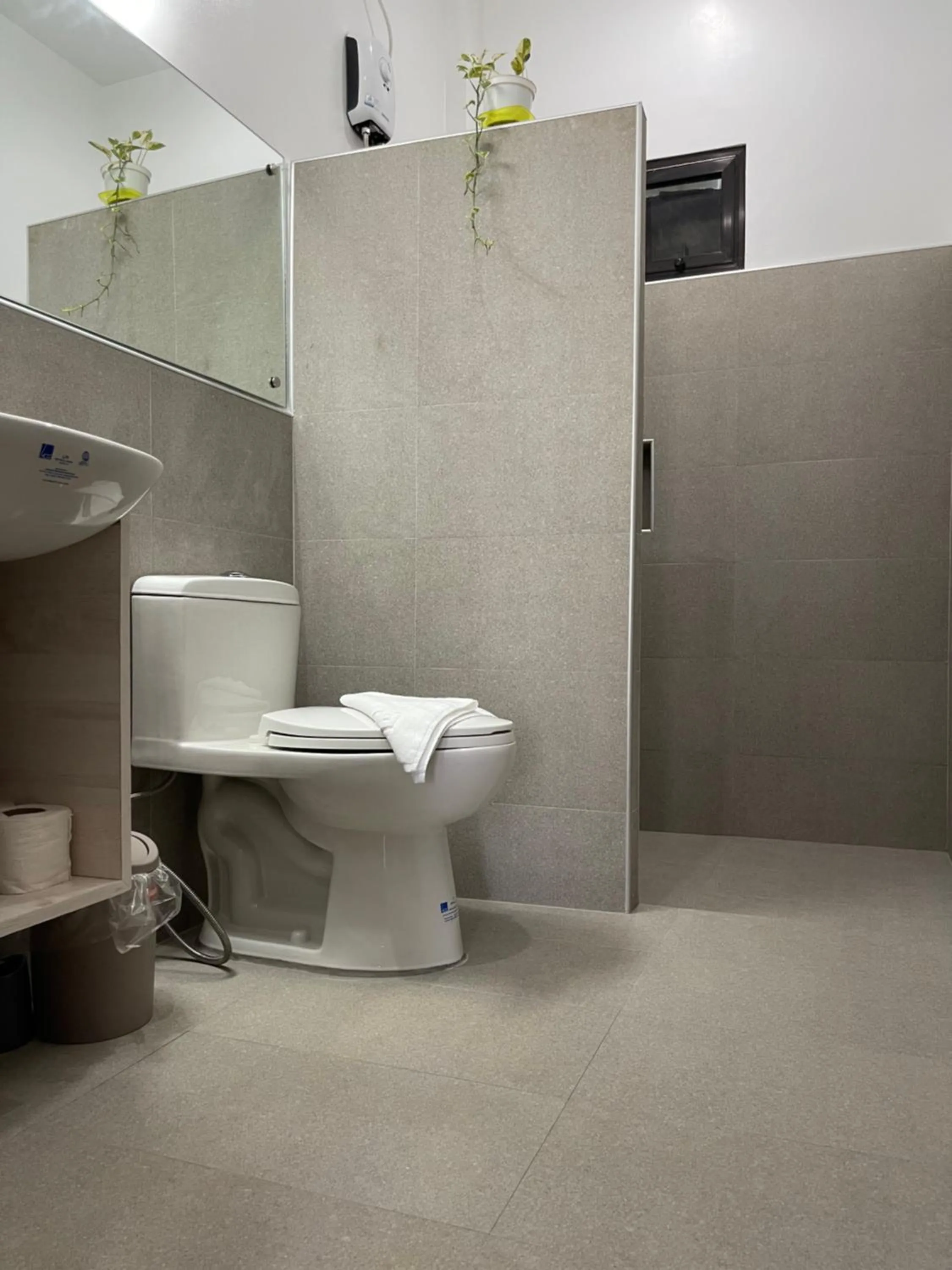 Bathroom in Thistle Inn