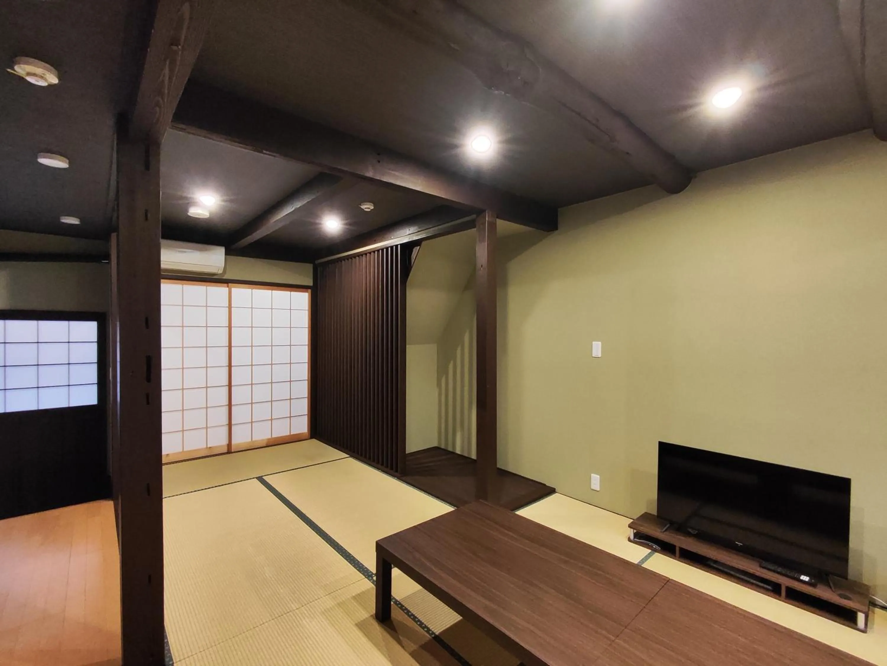 Photo of the whole room in West Japan Kyoto Kiyomizu