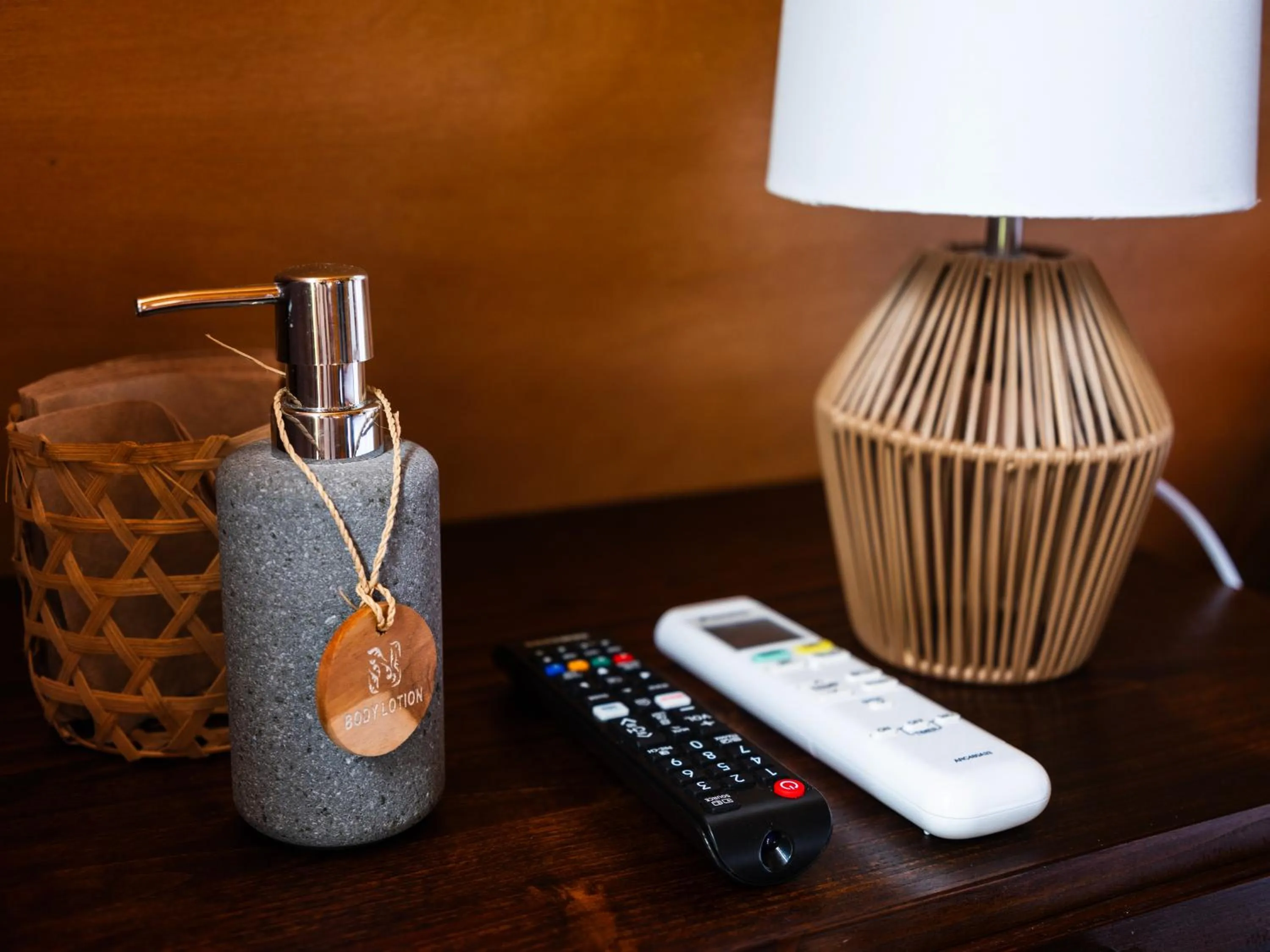 Area and facilities in Natya River Sidemen