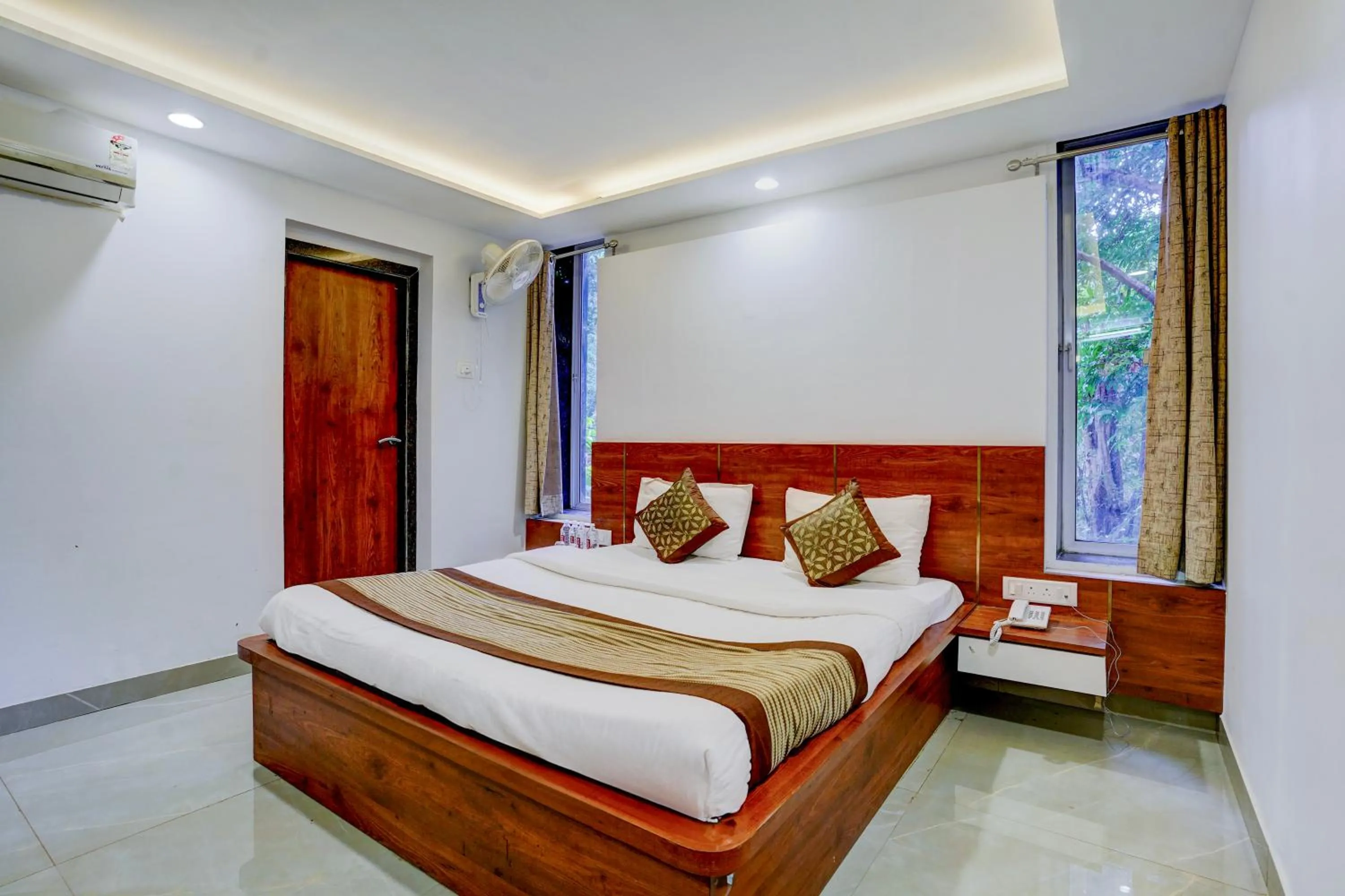 Bed in The Byke Heritage Resort - Matheran