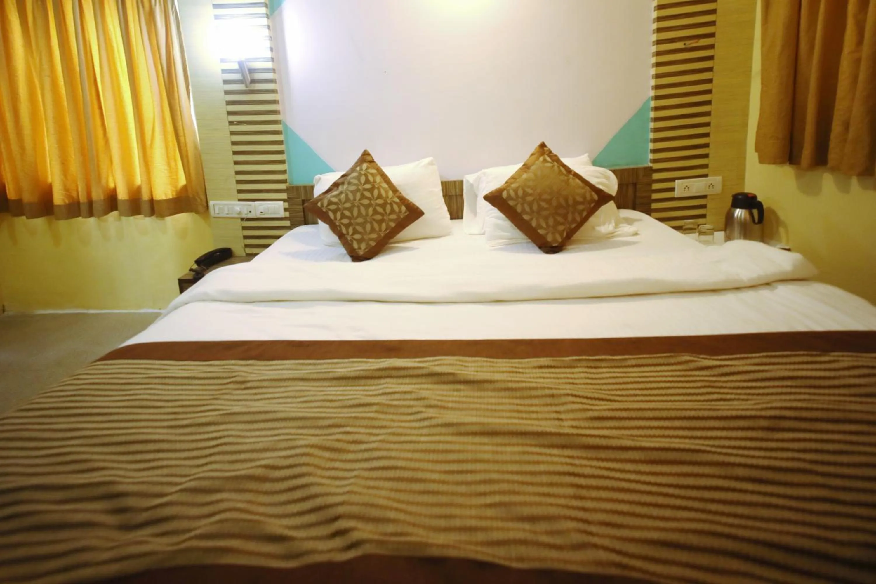 Bed in The Byke Heritage Resort - Matheran
