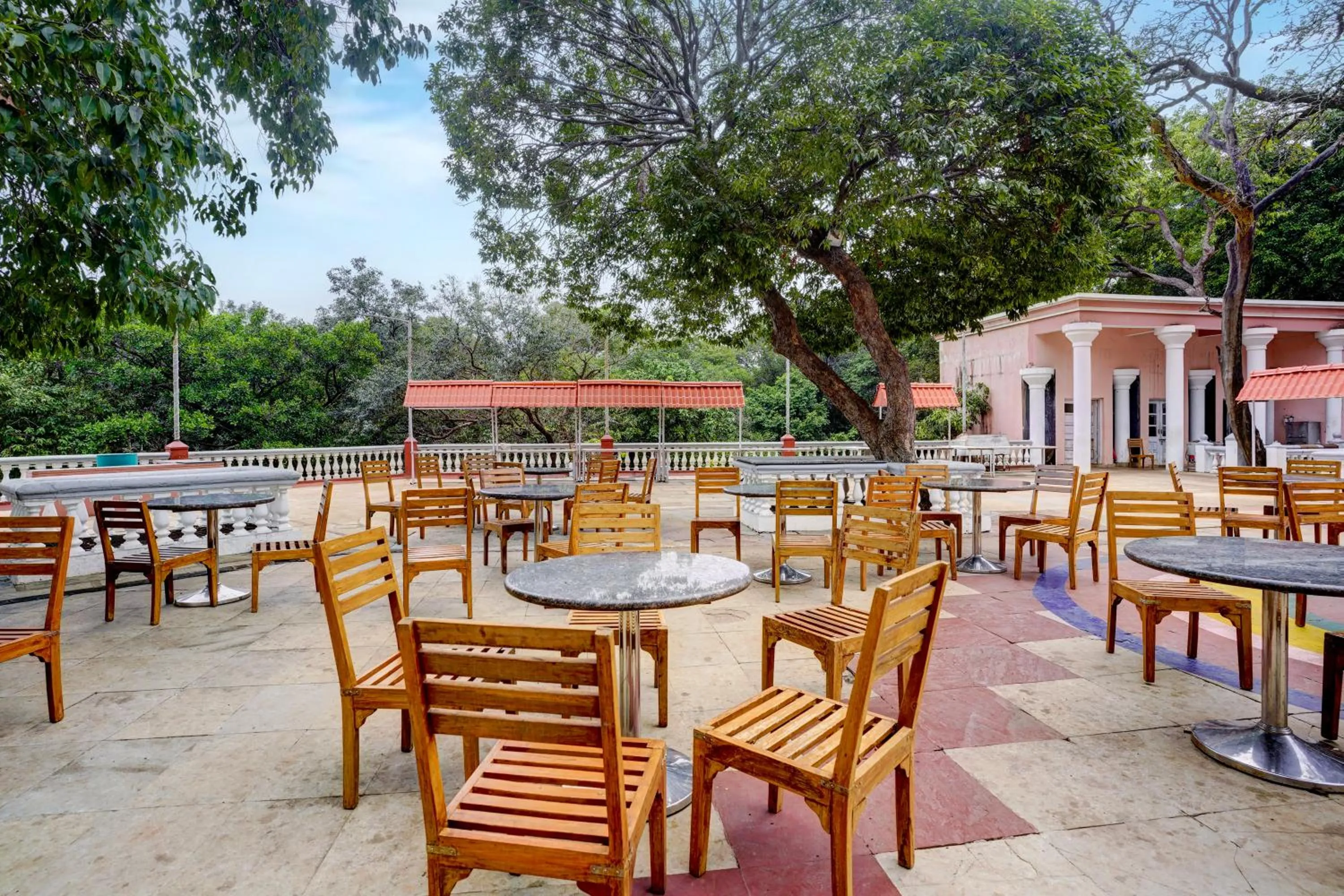 Seating area in The Byke Heritage Resort - Matheran