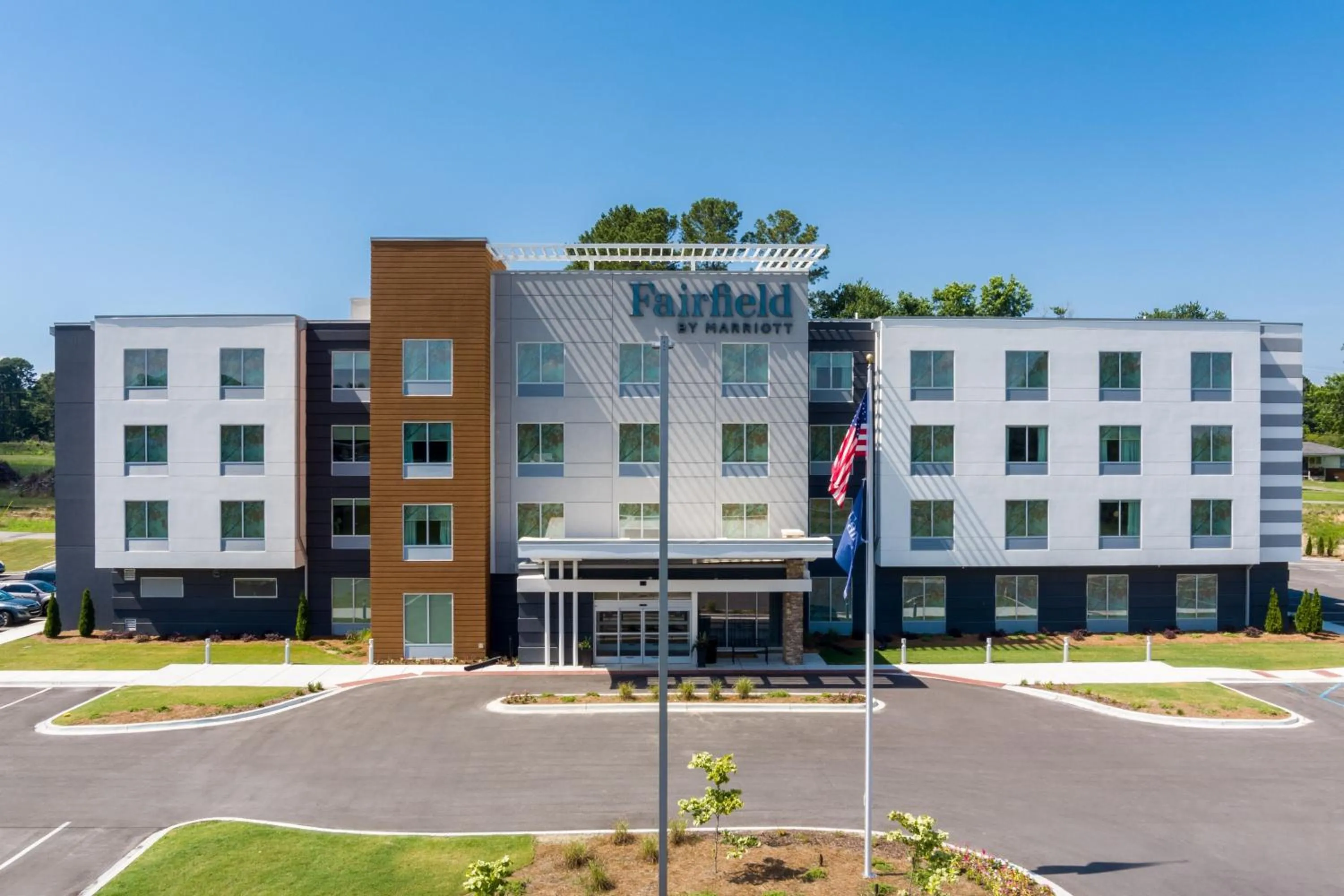 Property building in Fairfield by Marriott Inn & Suites Albertville