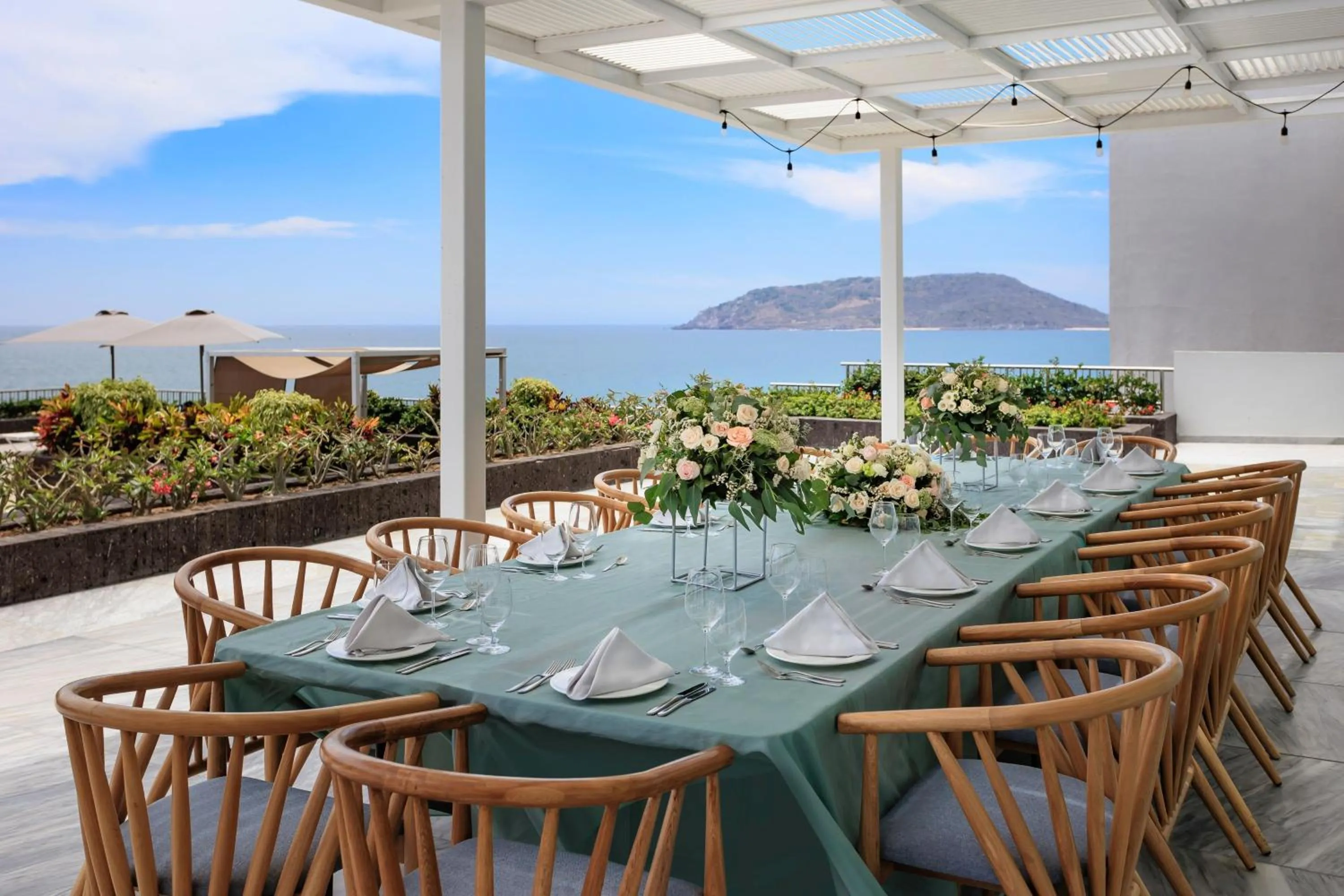 Meeting/conference room in Courtyard by Marriott Mazatlan Beach Resort