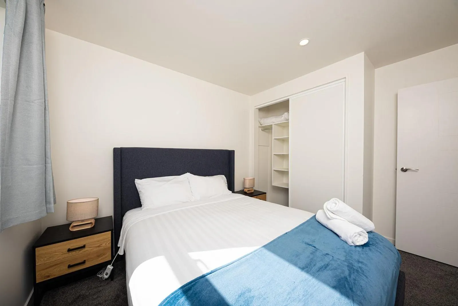 Bed in Tekapo Top 1000 Apartment