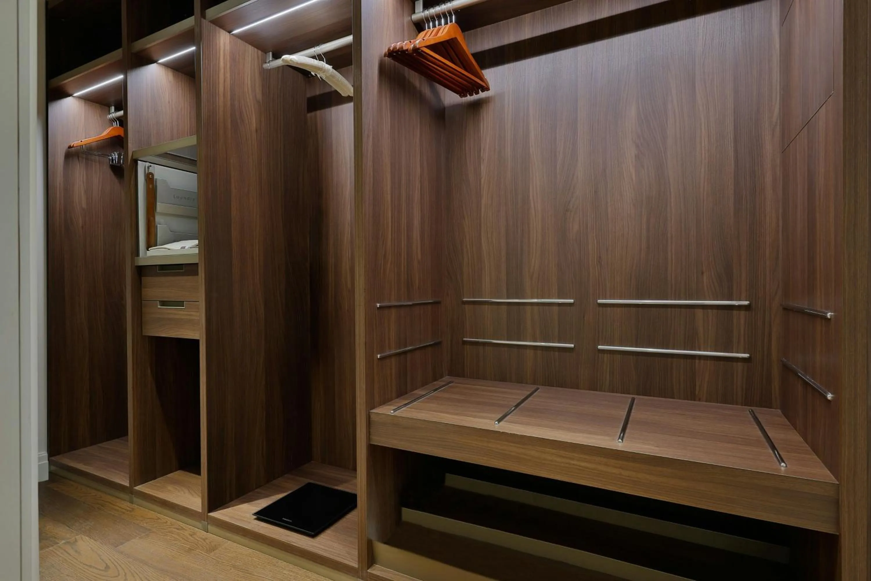 Bedroom in The Ritz-Carlton, Amman