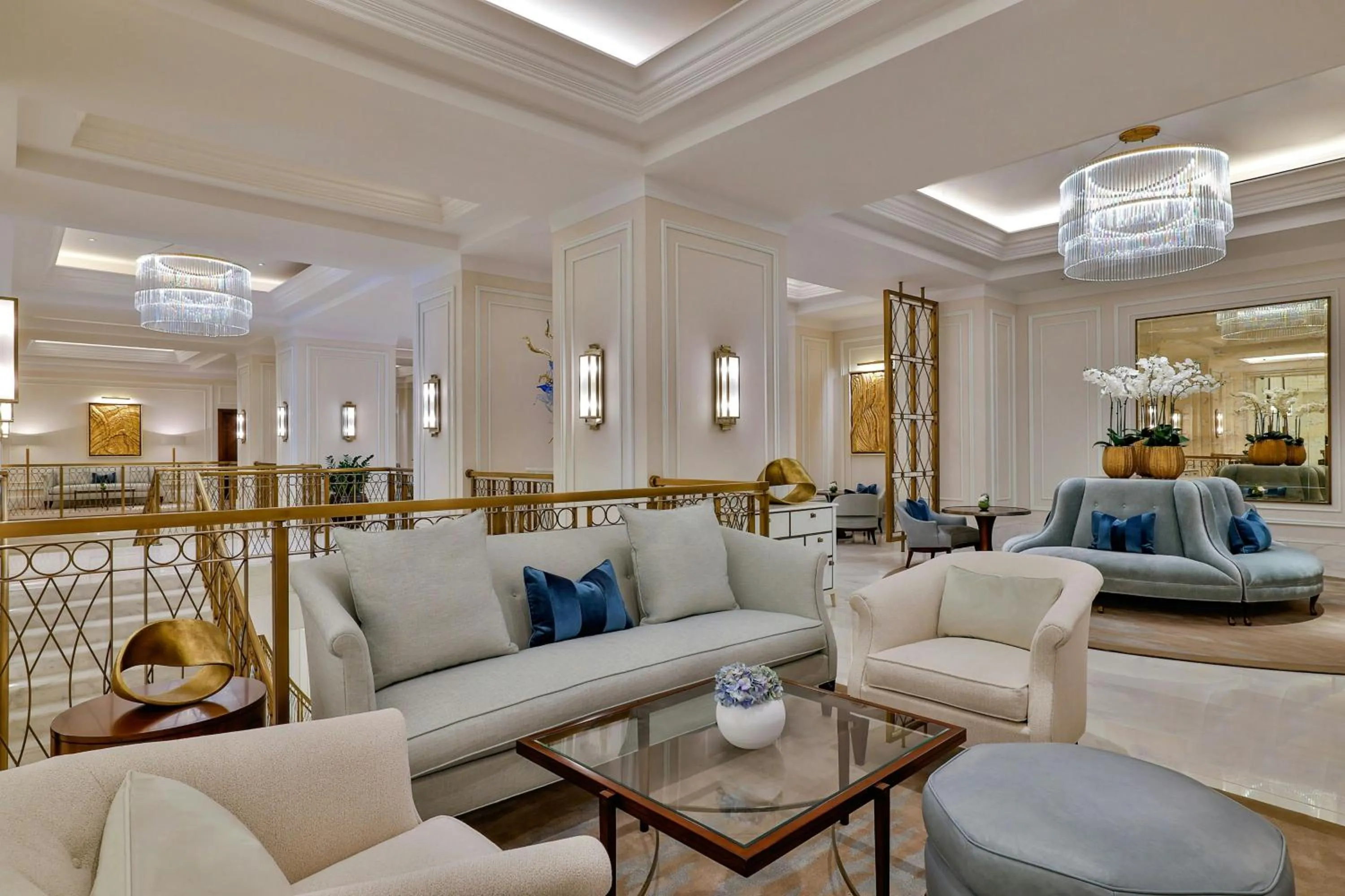 Lounge or bar in The Ritz-Carlton, Amman