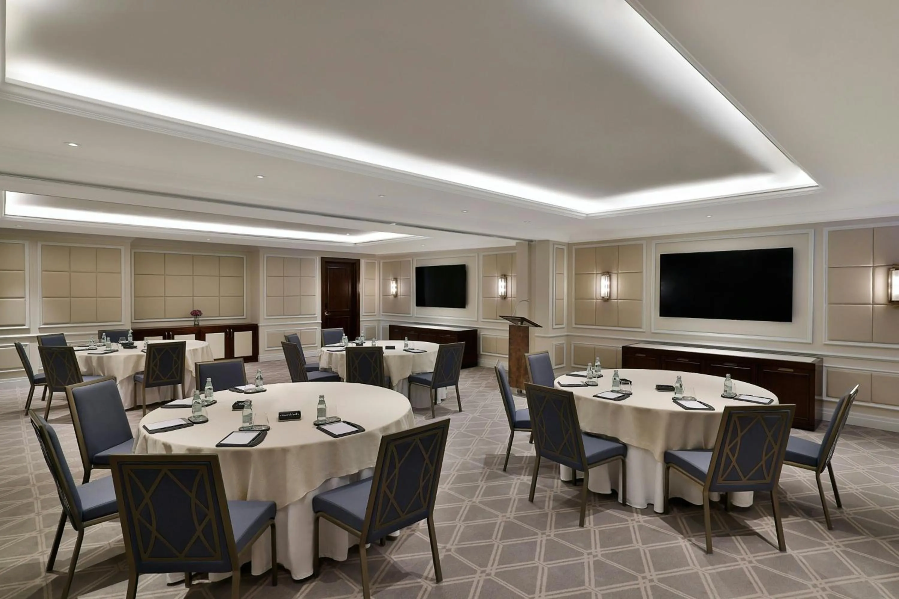 Meeting/conference room in The Ritz-Carlton, Amman