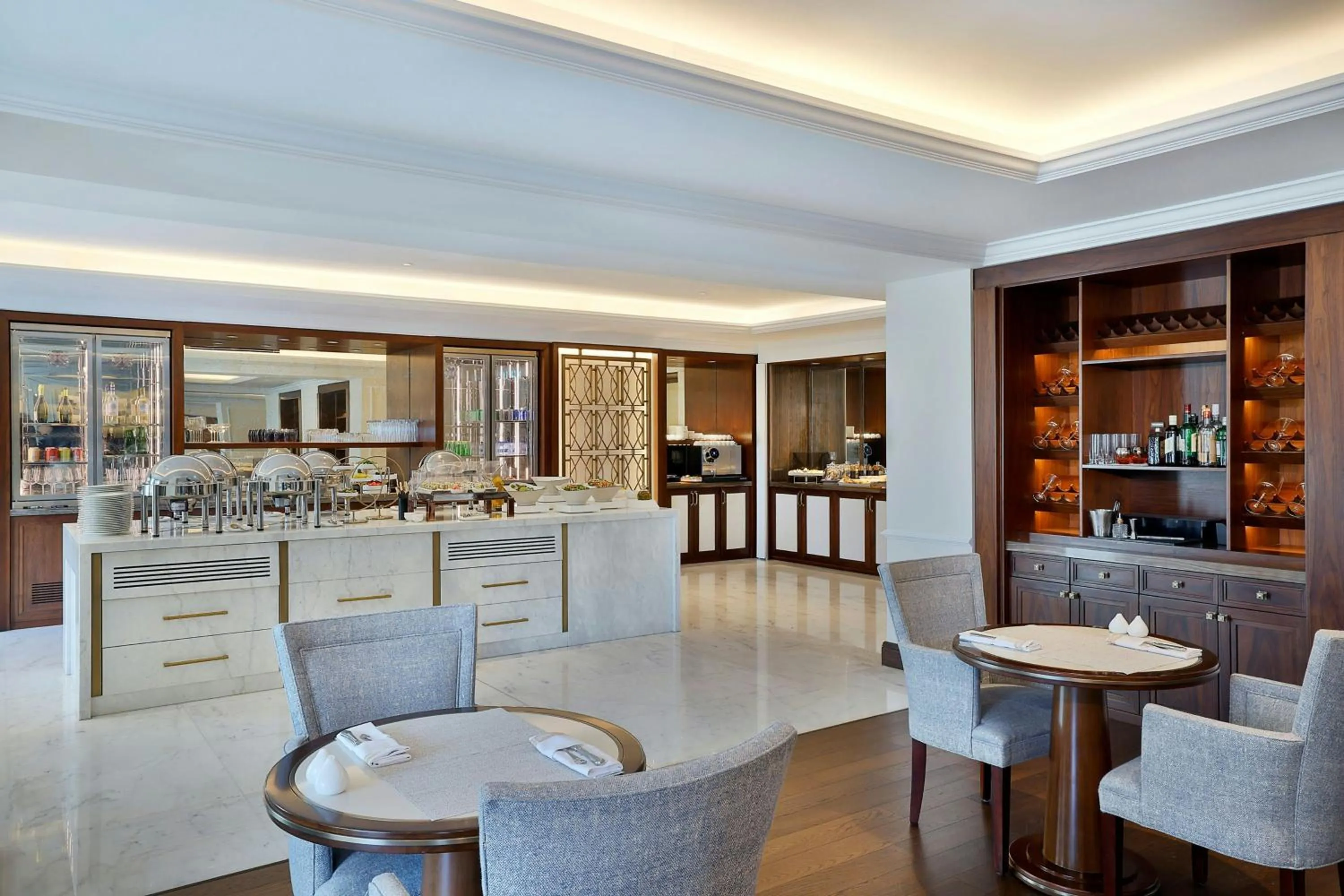 Lounge or bar in The Ritz-Carlton, Amman
