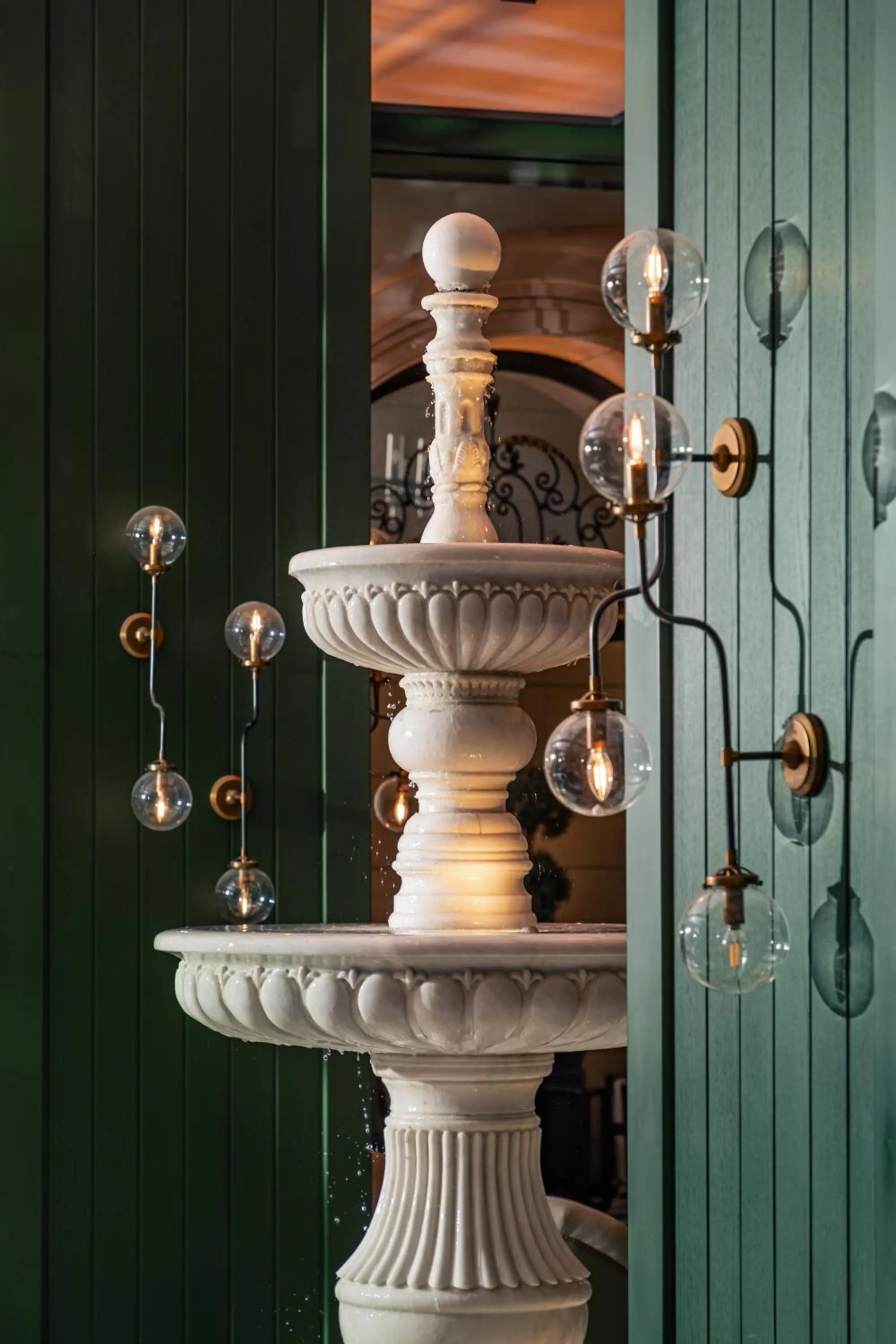 Restaurant/places to eat in The Ritz-Carlton, Amman