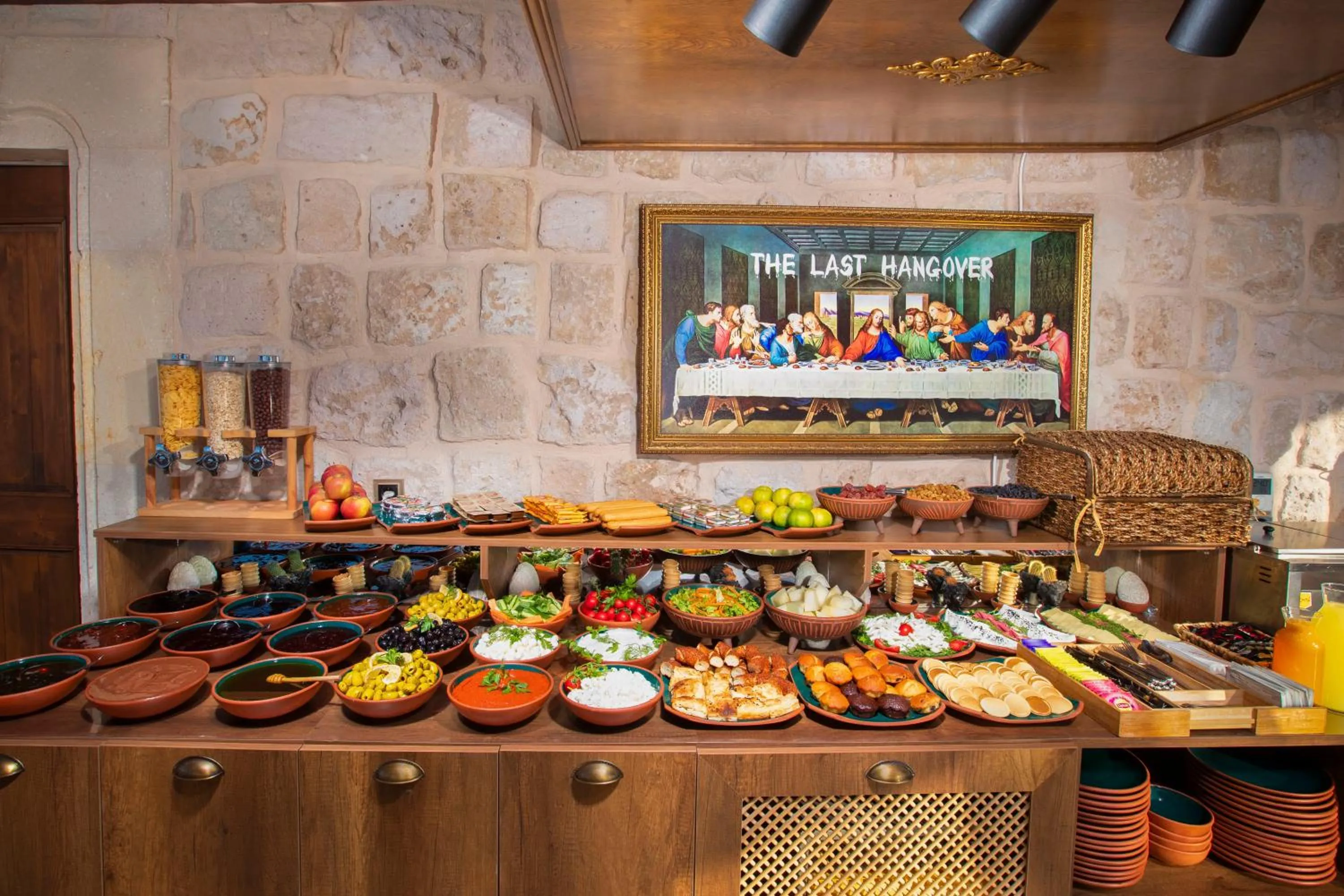 Buffet breakfast in Cappa Via Cave Hotel