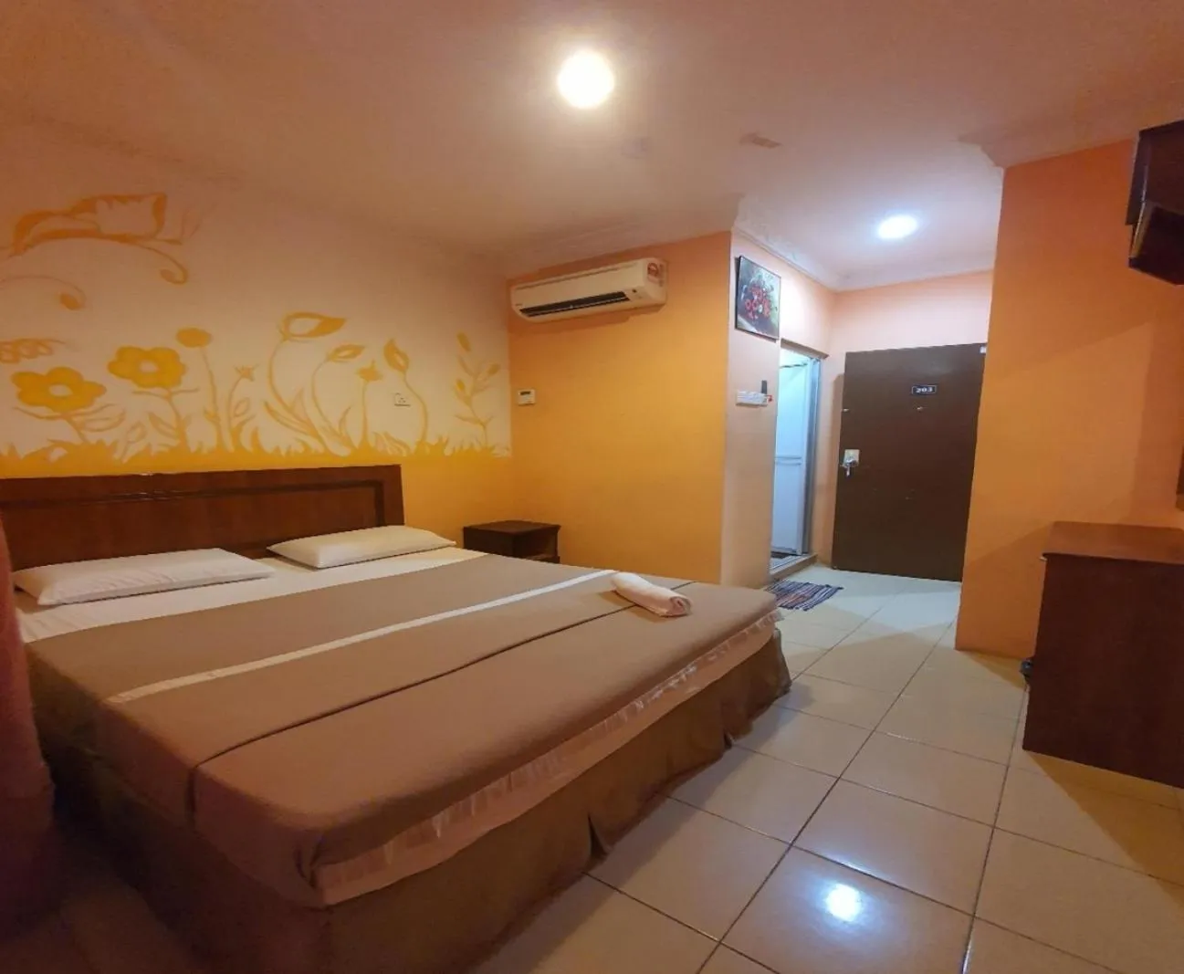 Bedroom in Highway Budget Hotel