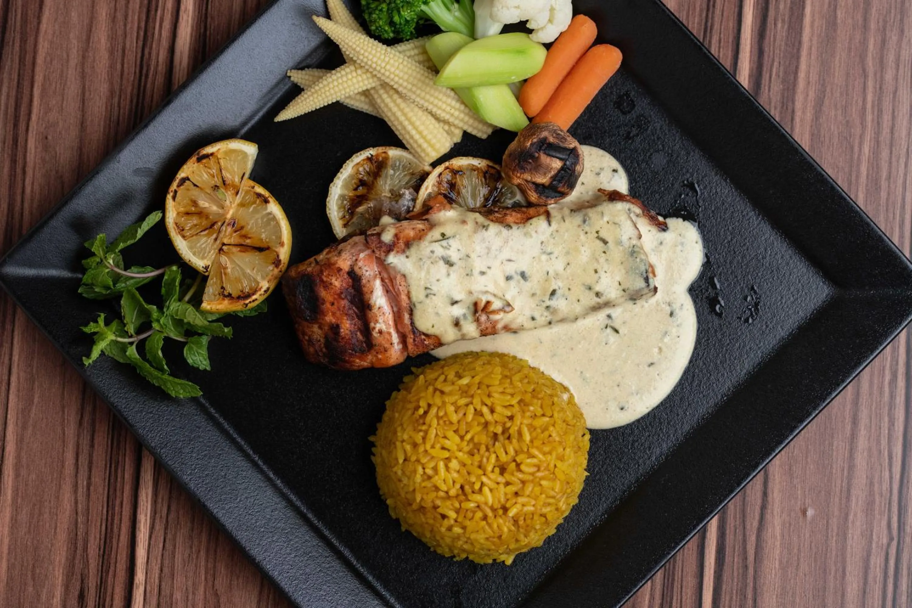 Warwick Al Jubail Hotel