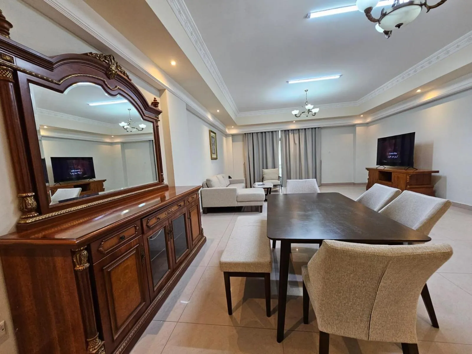 TV and multimedia in Al Faris Suites 2