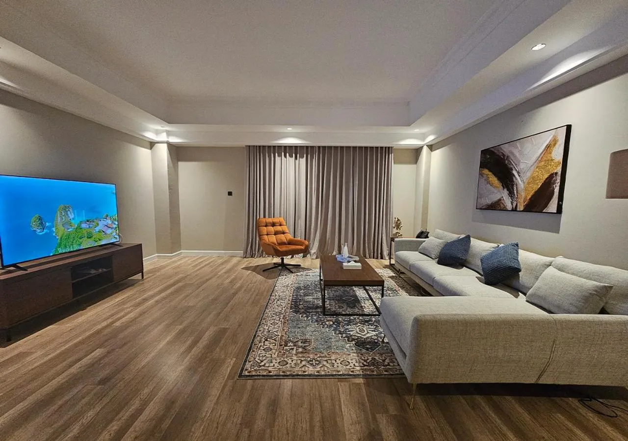 TV and multimedia in Al Faris Suites 2