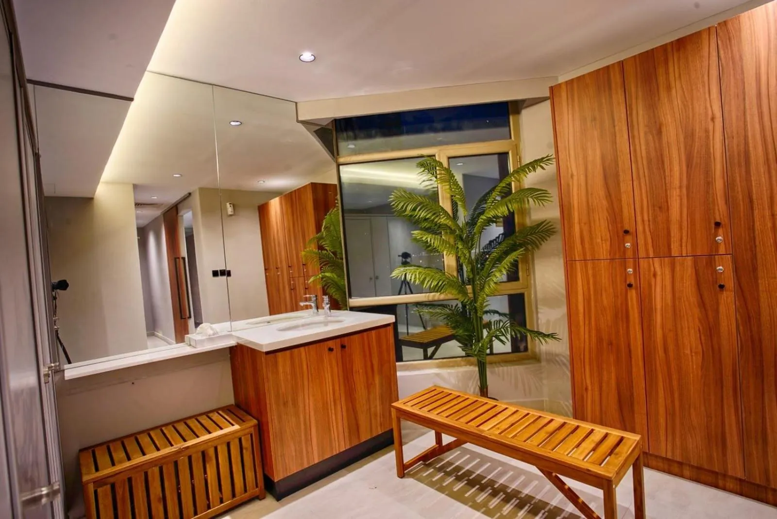 Fitness centre/facilities in Al Faris Suites 2