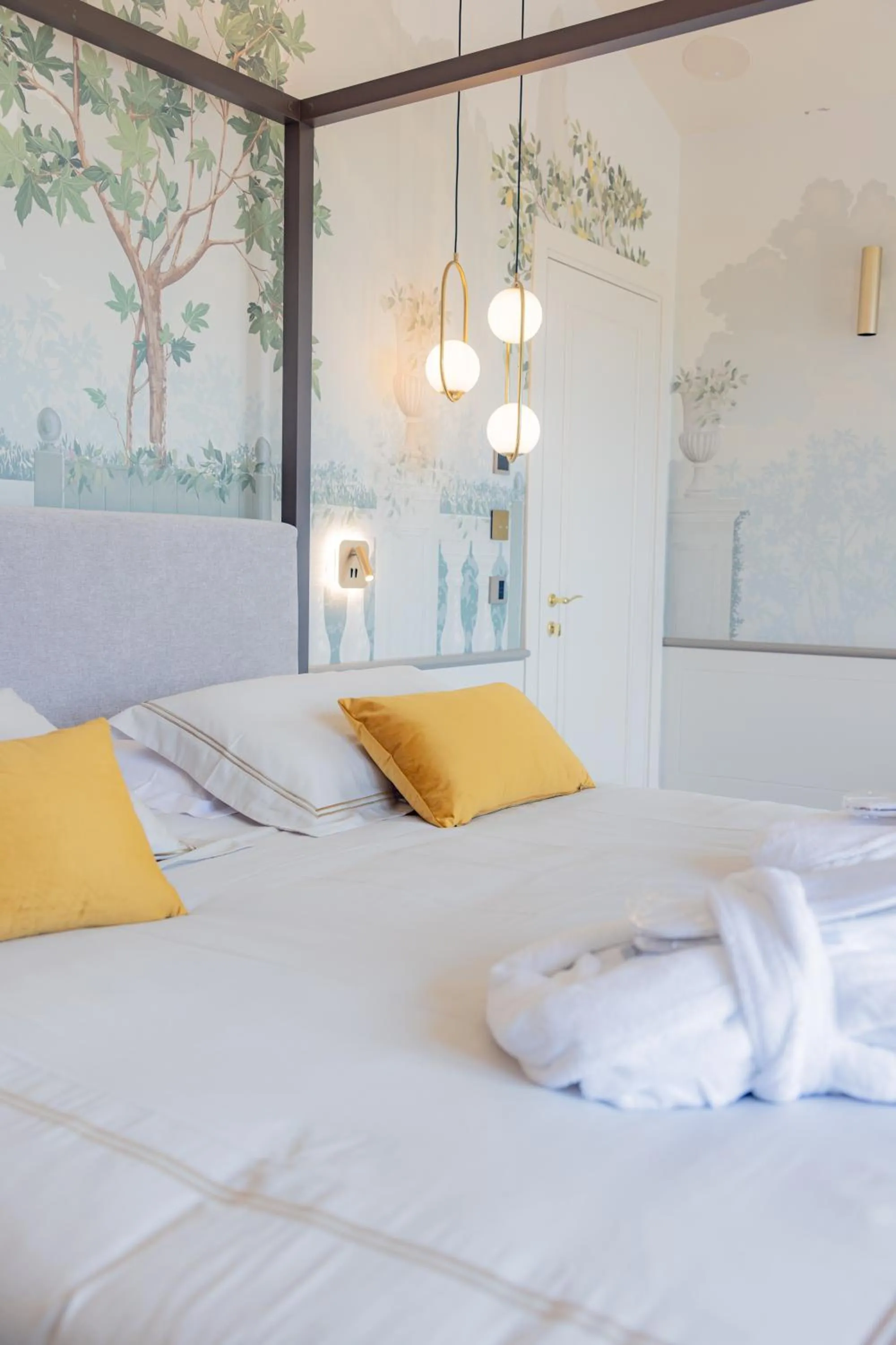 Decorative detail, Bed in Hotel Belvedere