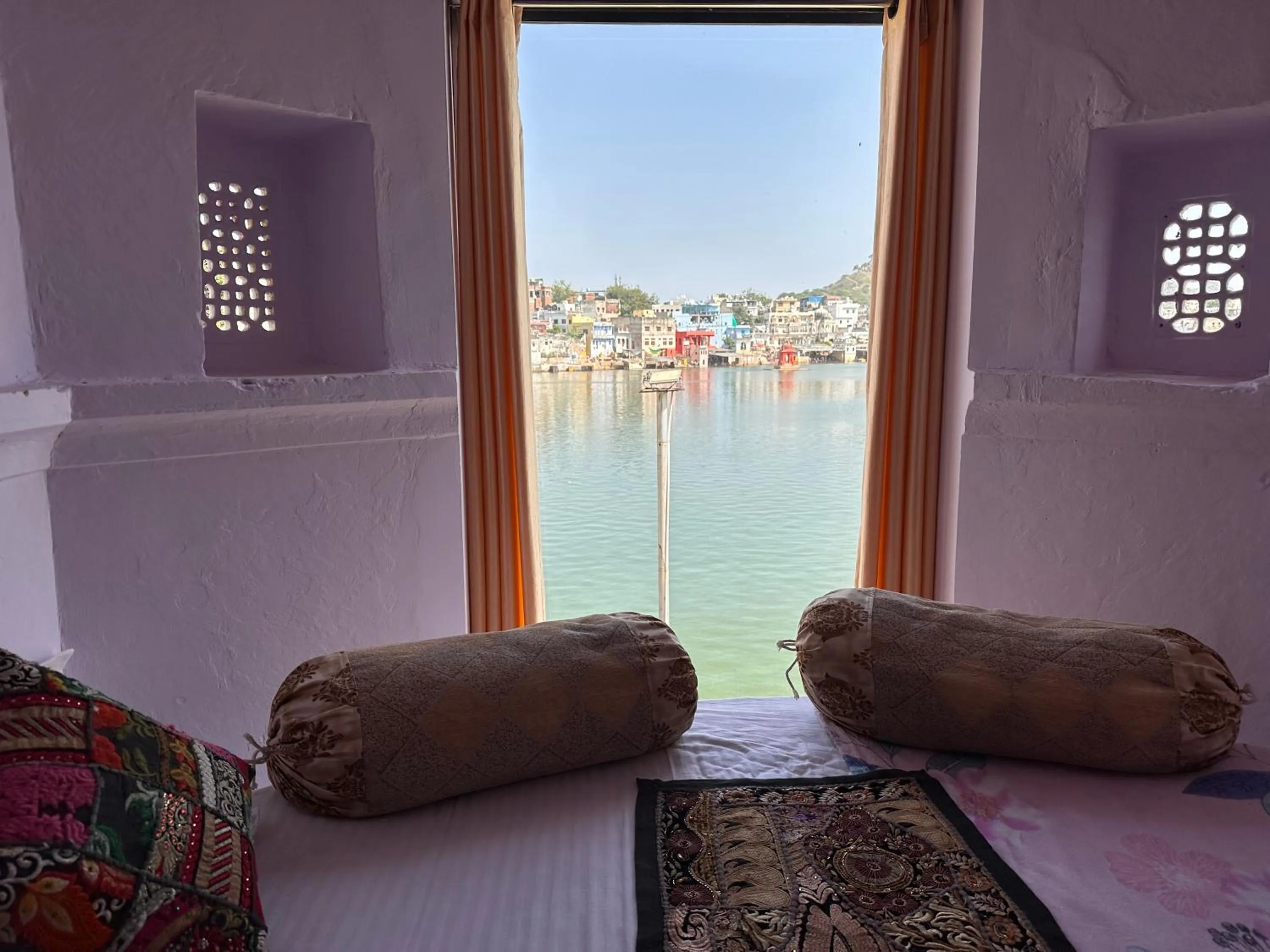 Hotel Kota kunj Heritage