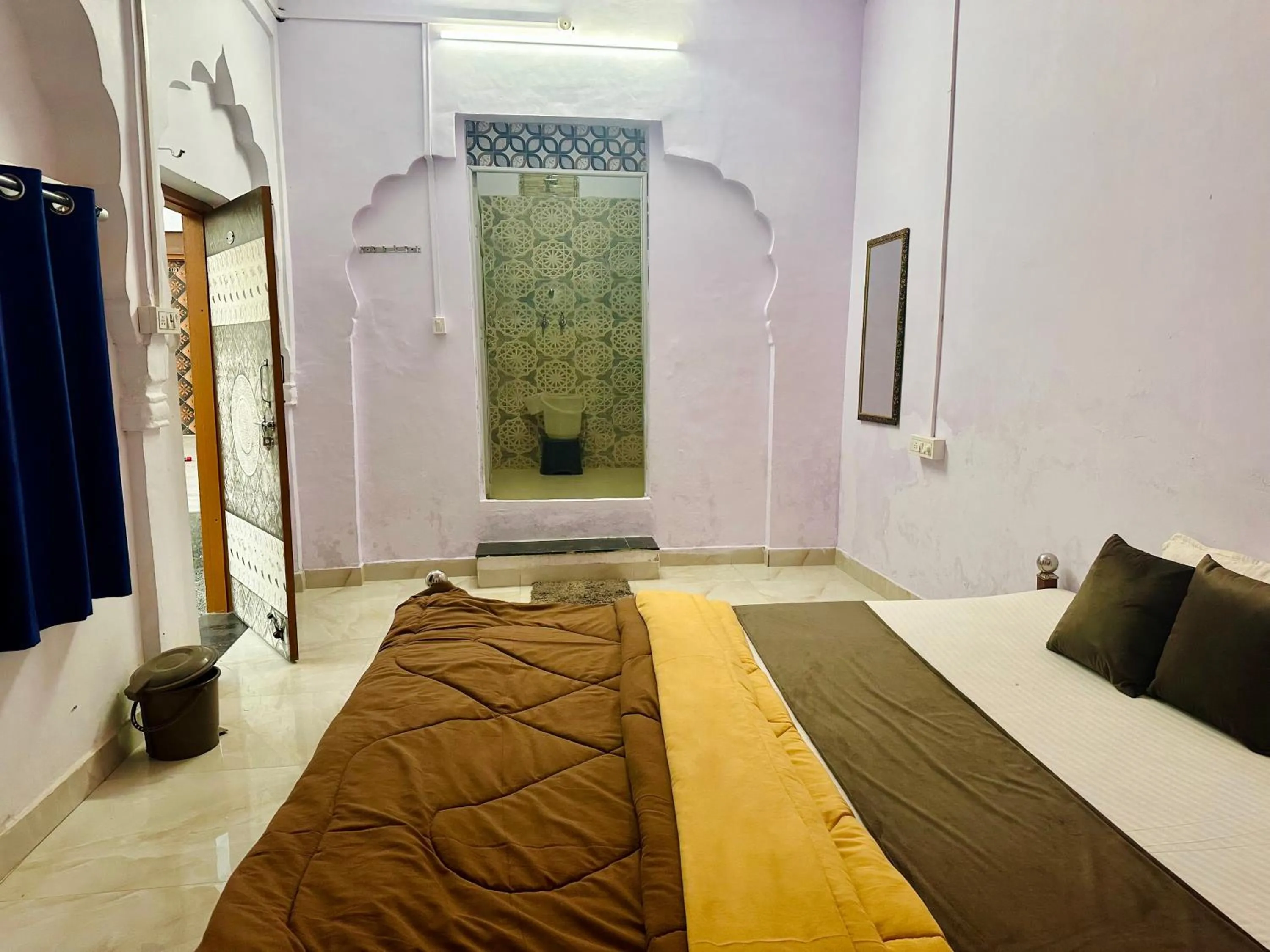 Bed in Hotel Kota kunj Heritage