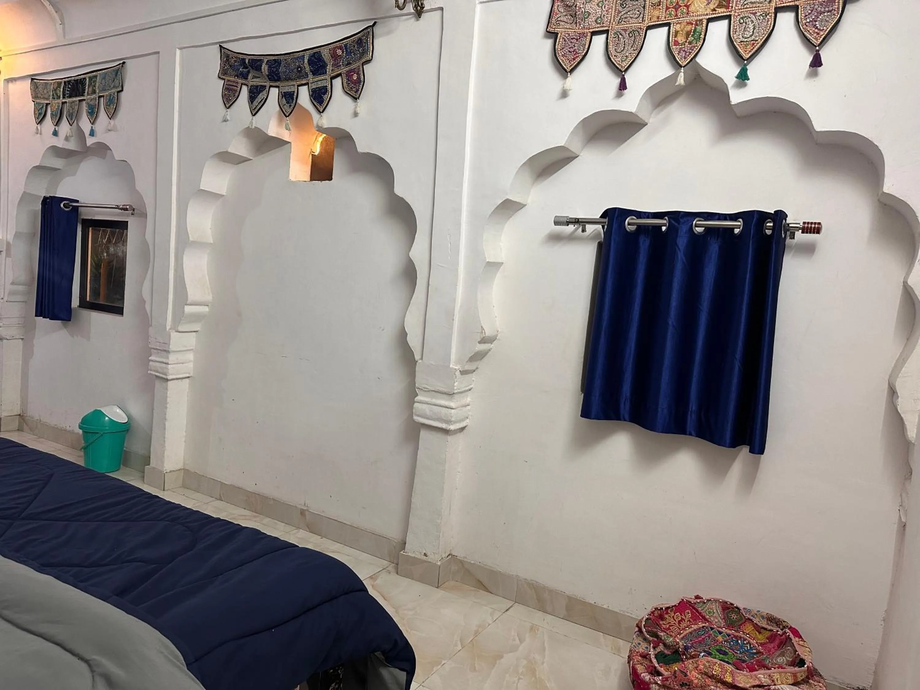 Bed in Hotel Kota kunj Heritage