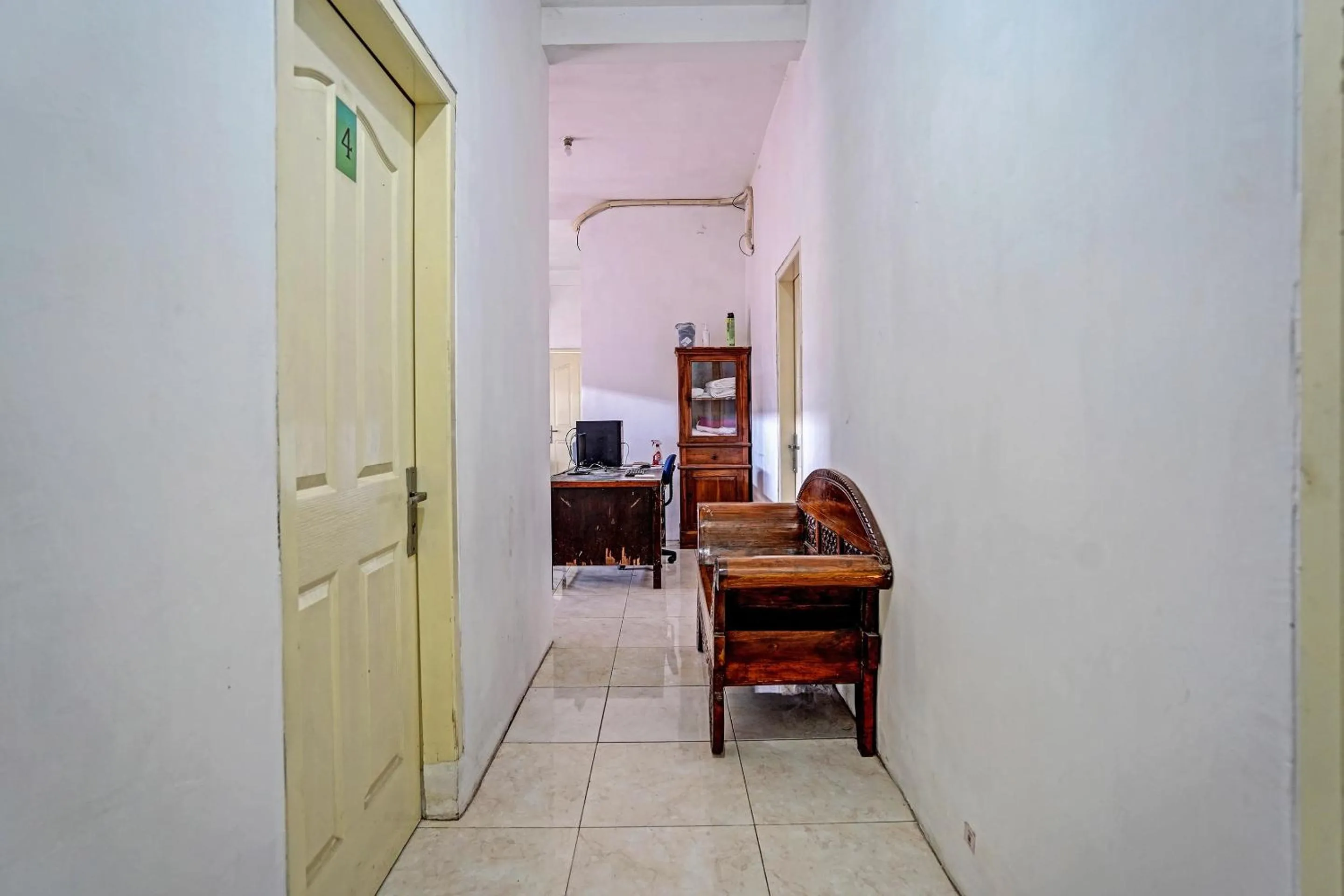 Lobby or reception in OYO 90943 Mochi 88 Homestay