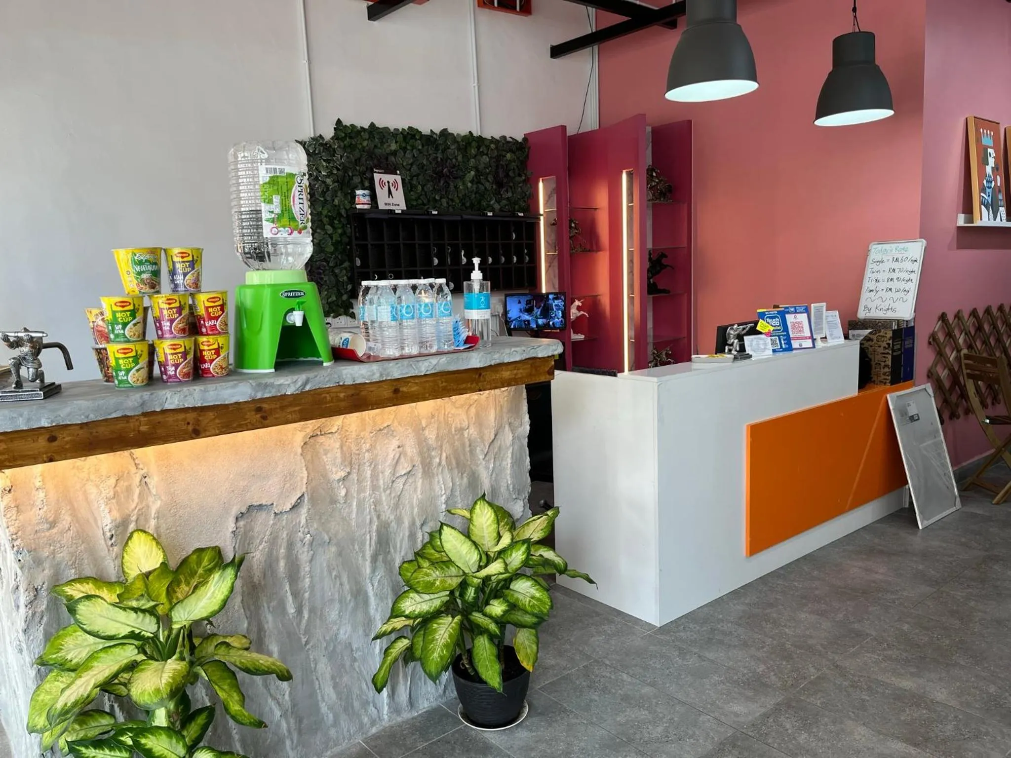 Lobby or reception in Knight Alley Hotel