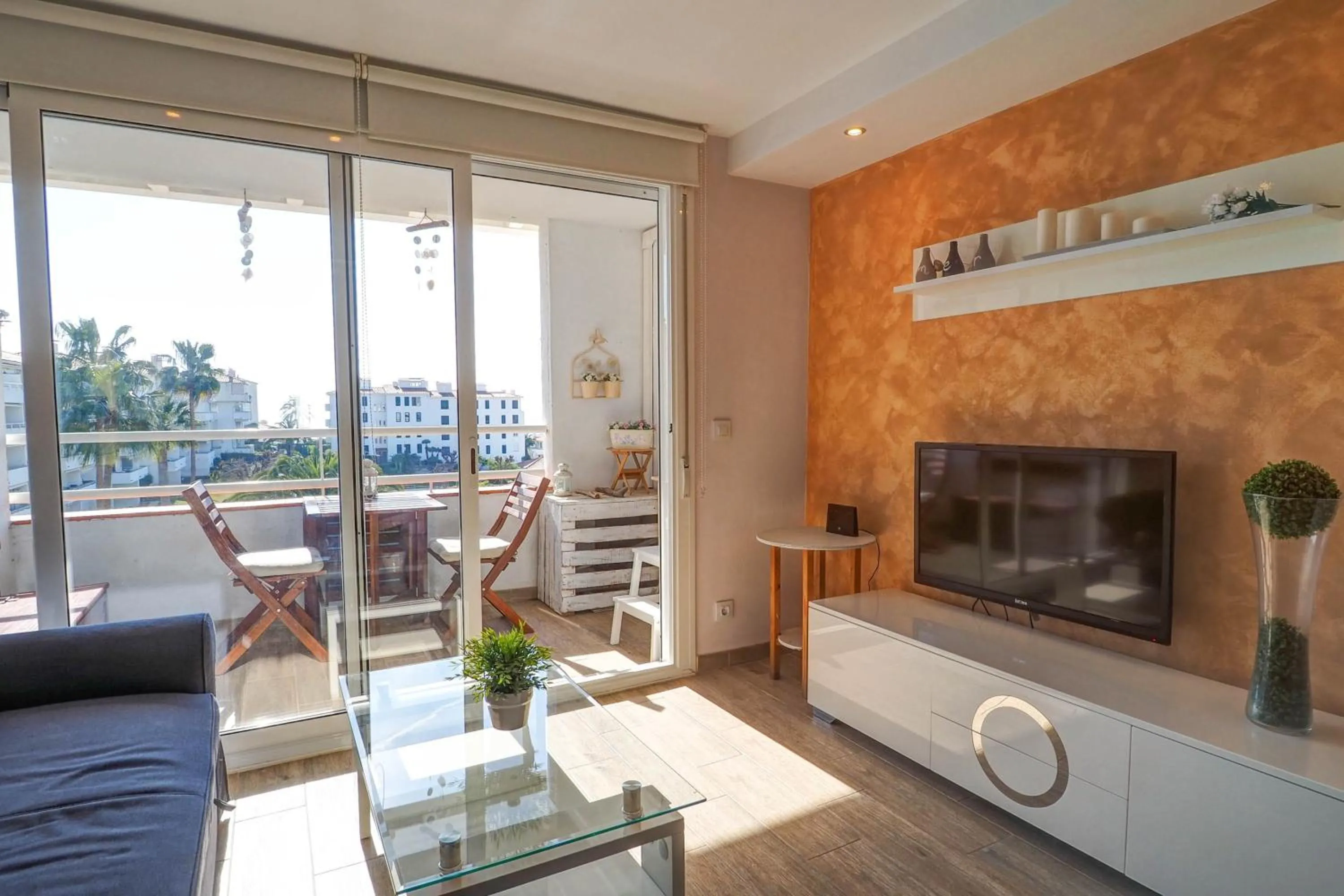 Seaside Cozy Apartment by Hello Homes Sitges