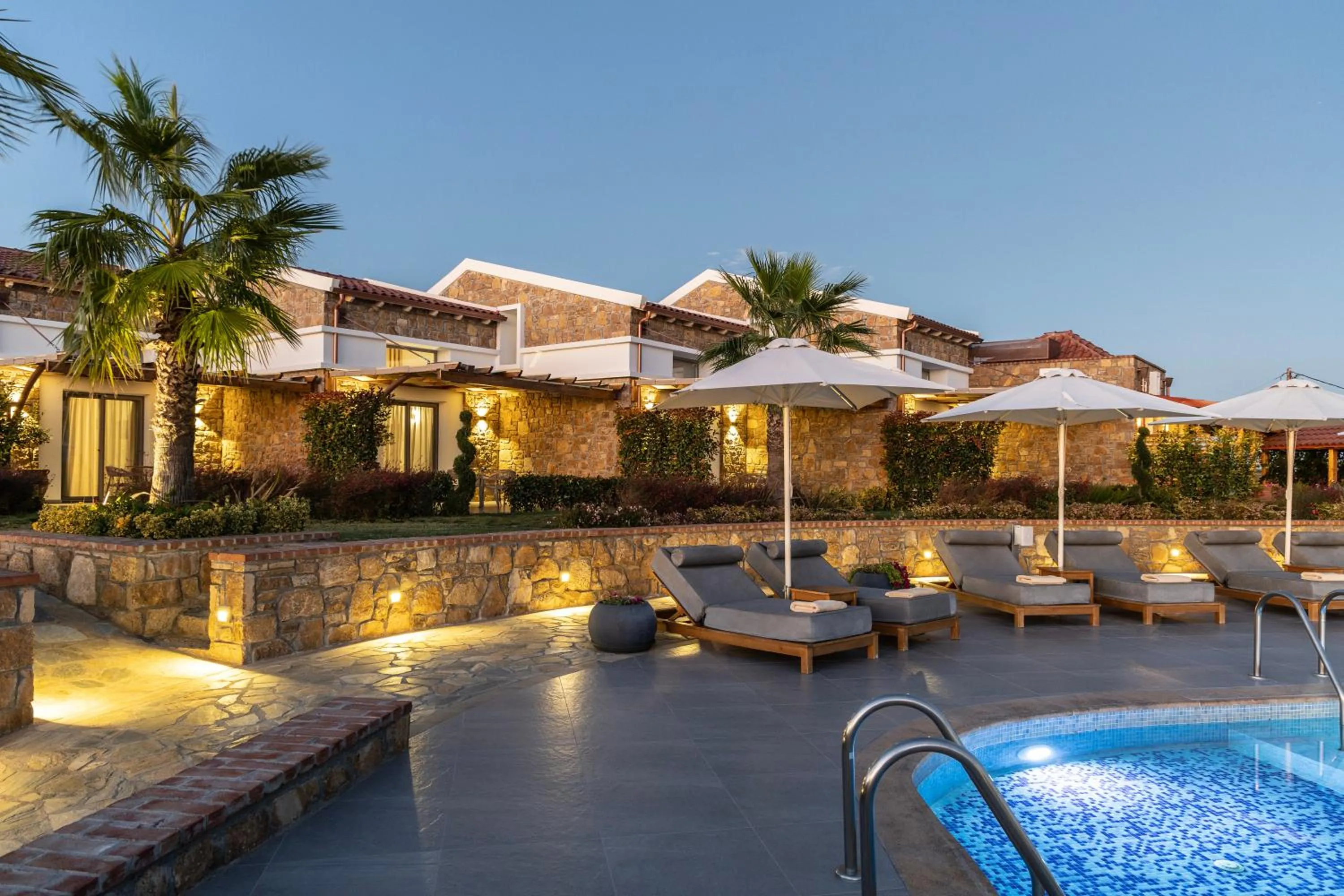 Property building in Akrolithos Luxury Suites & Spa