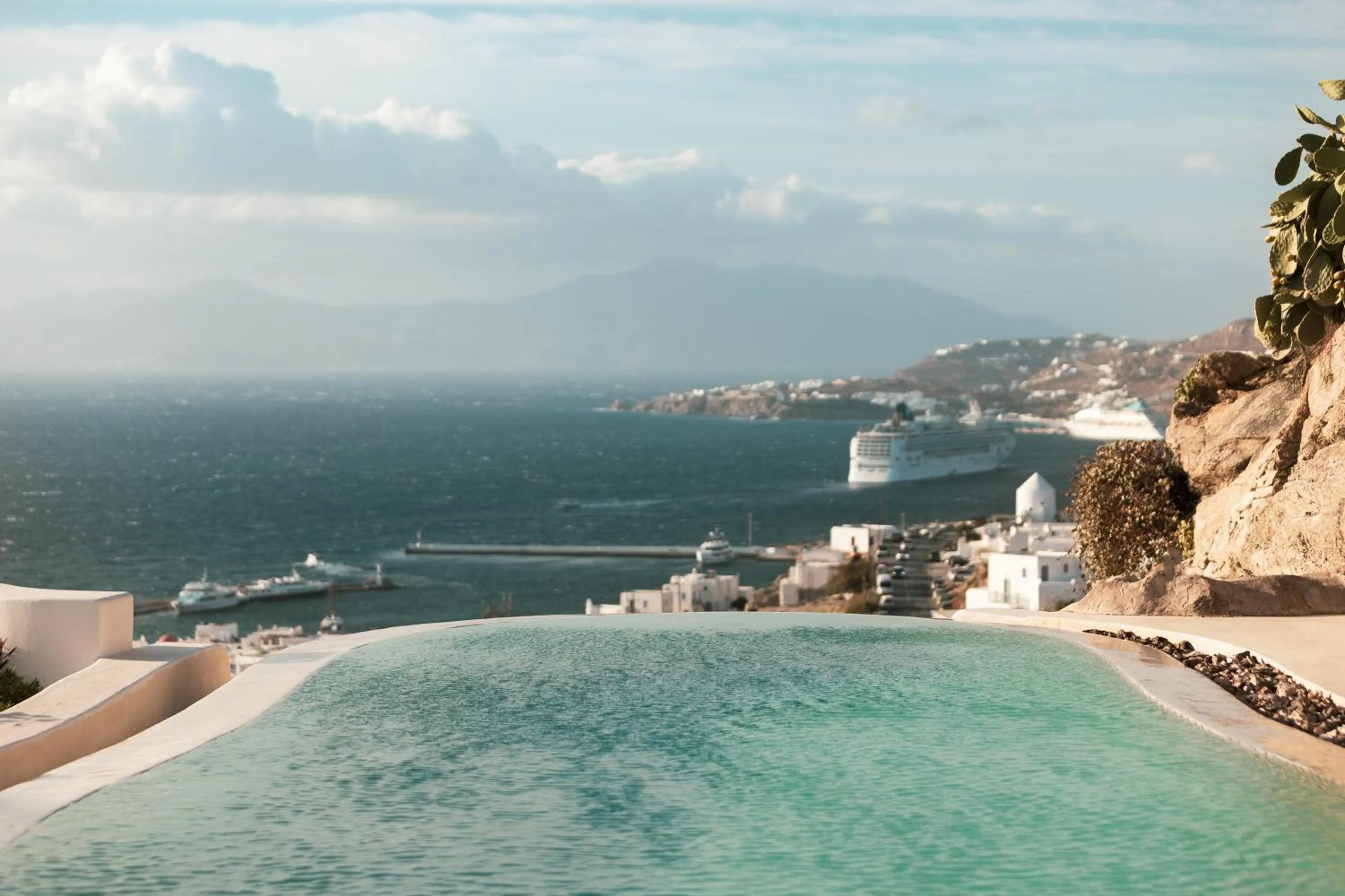 Patio in Lovia Mykonos
