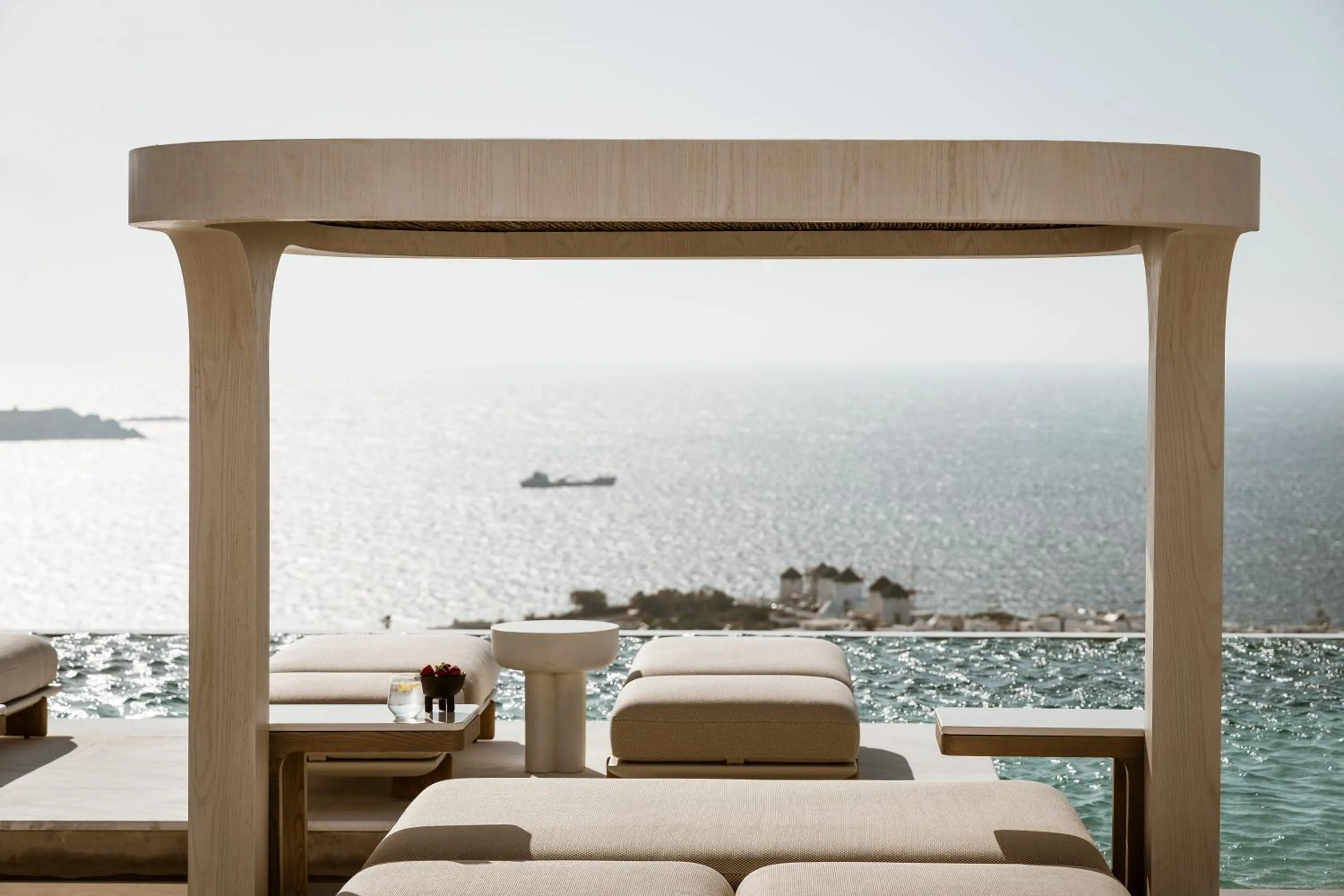 Day in Lovia Mykonos