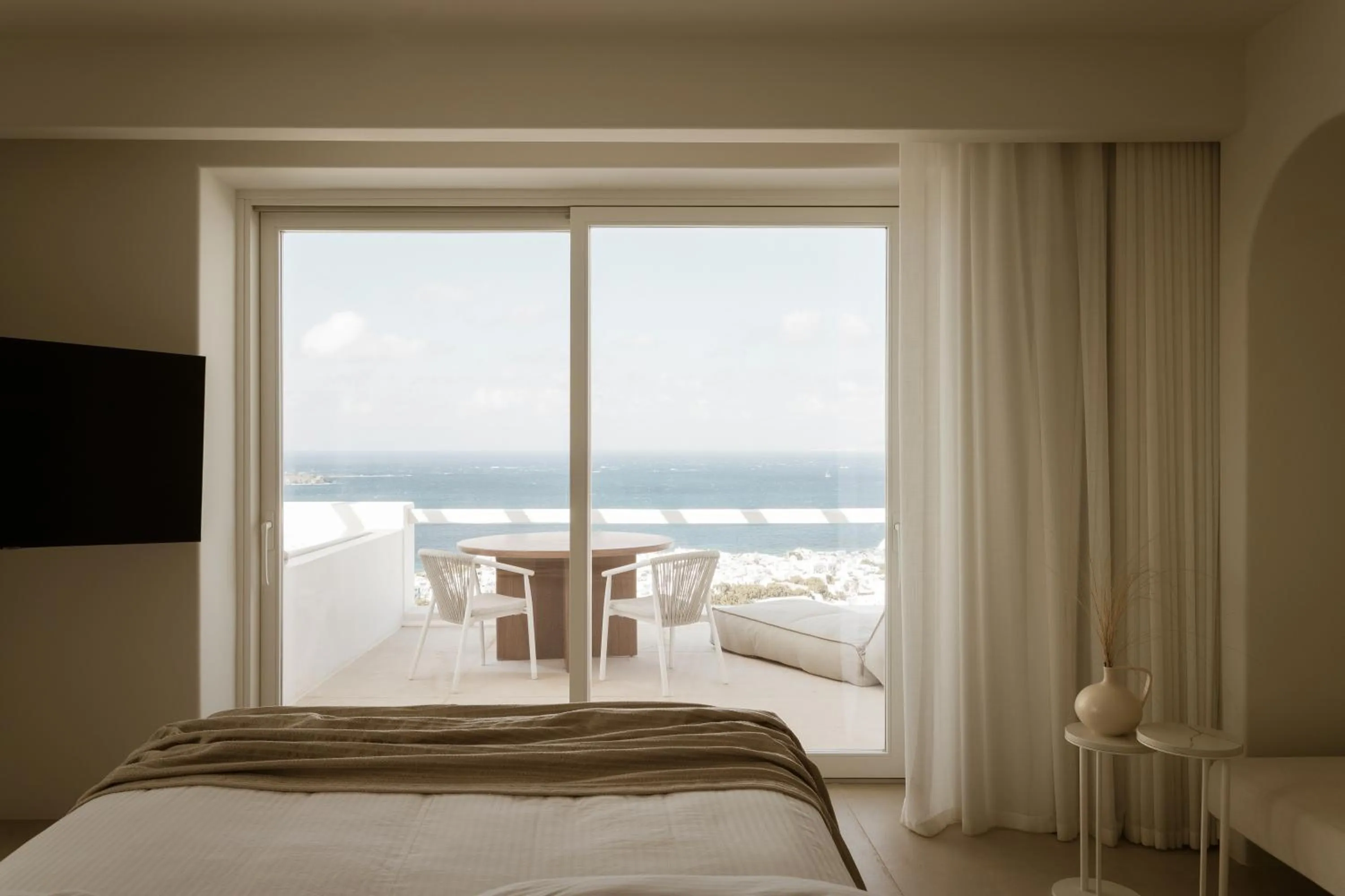 Bed in Lovia Mykonos