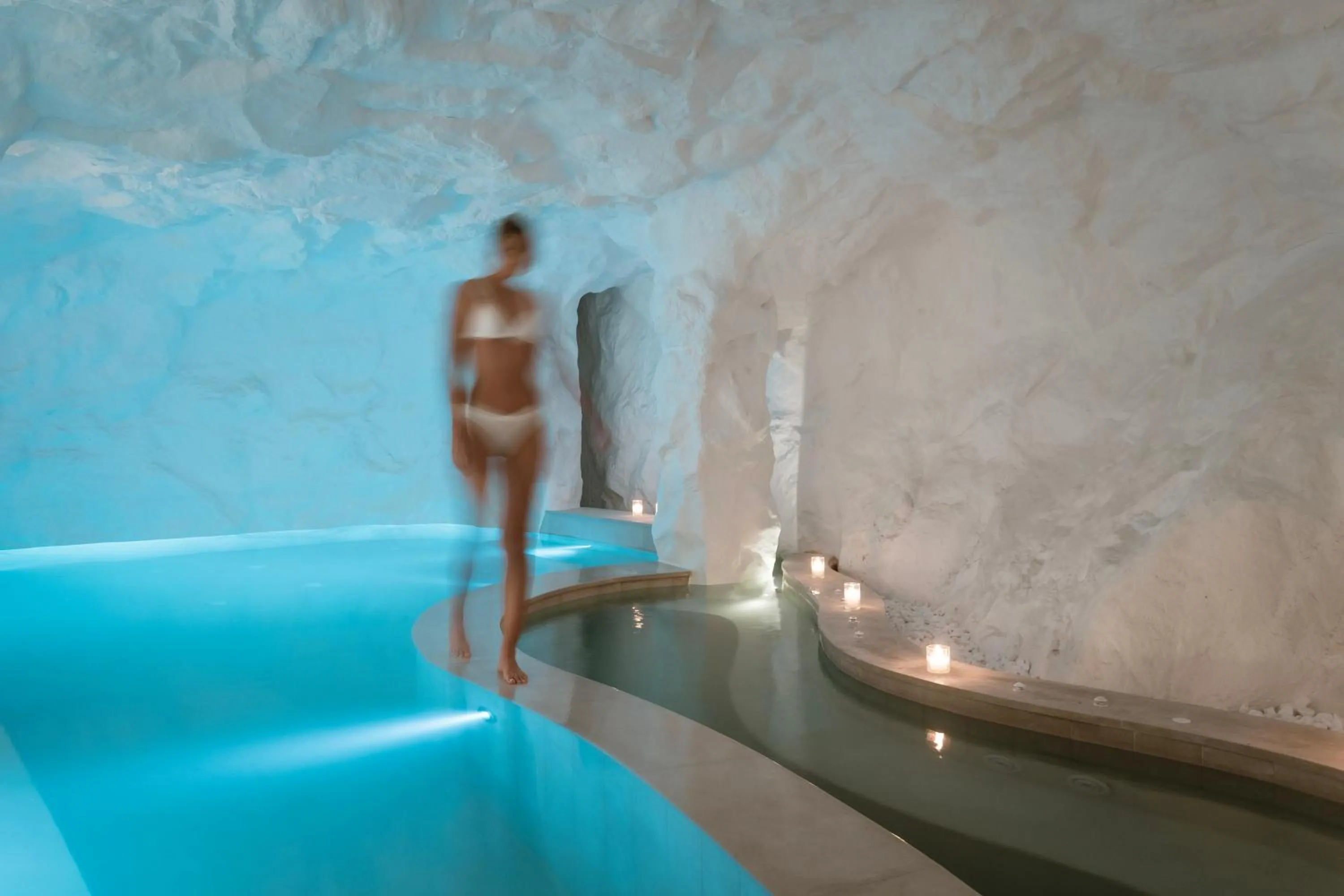 Hot Tub in Lovia Mykonos