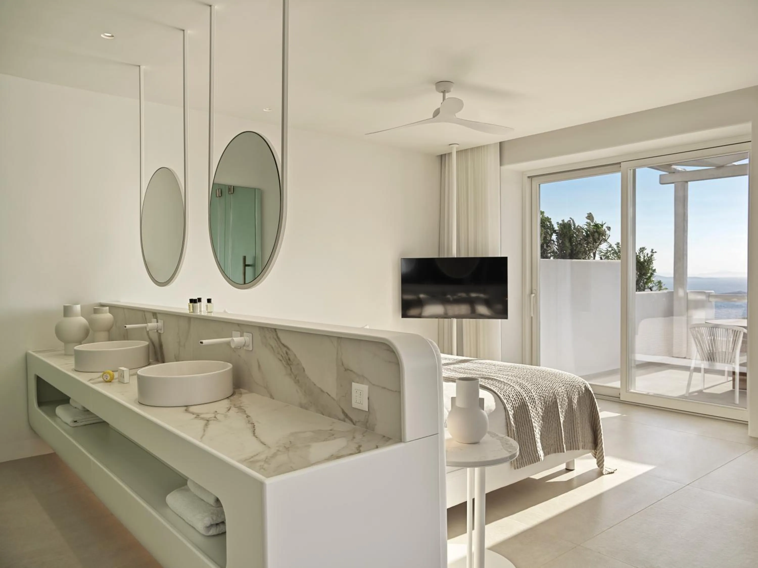 Bed in Lovia Mykonos