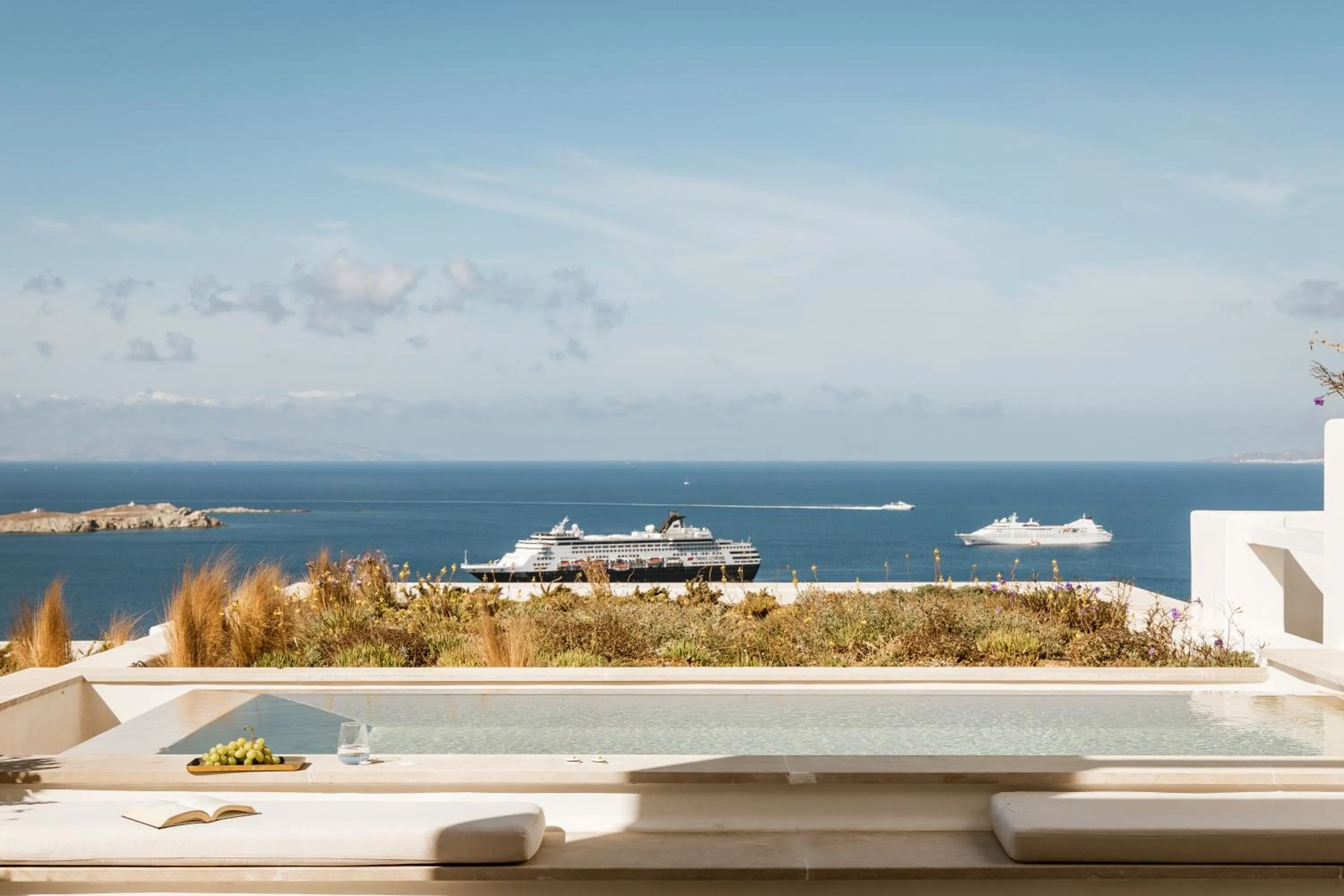 Summer in Lovia Mykonos