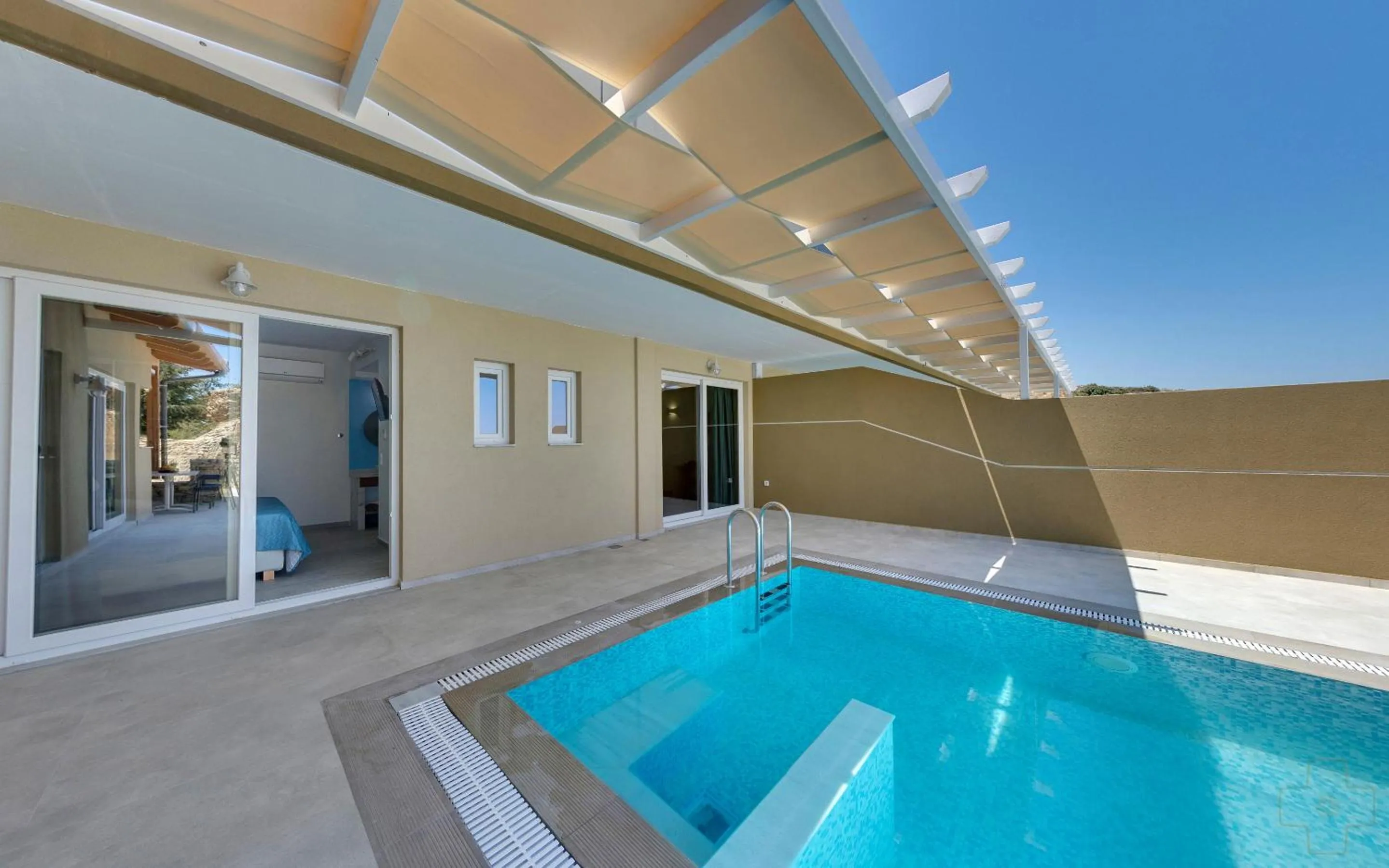 Spiros-Soula Thematic Suites