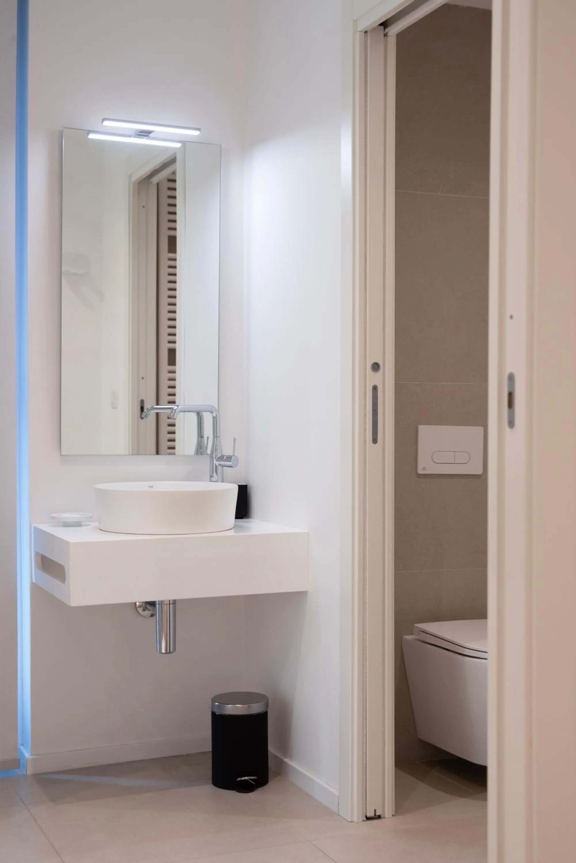 Bathroom in Marina Gardens Boutique&Suites