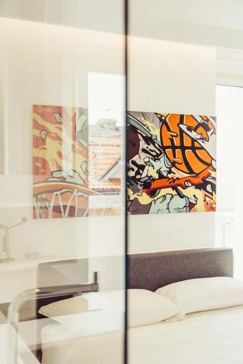 Decorative detail in Marina Gardens Boutique&Suites