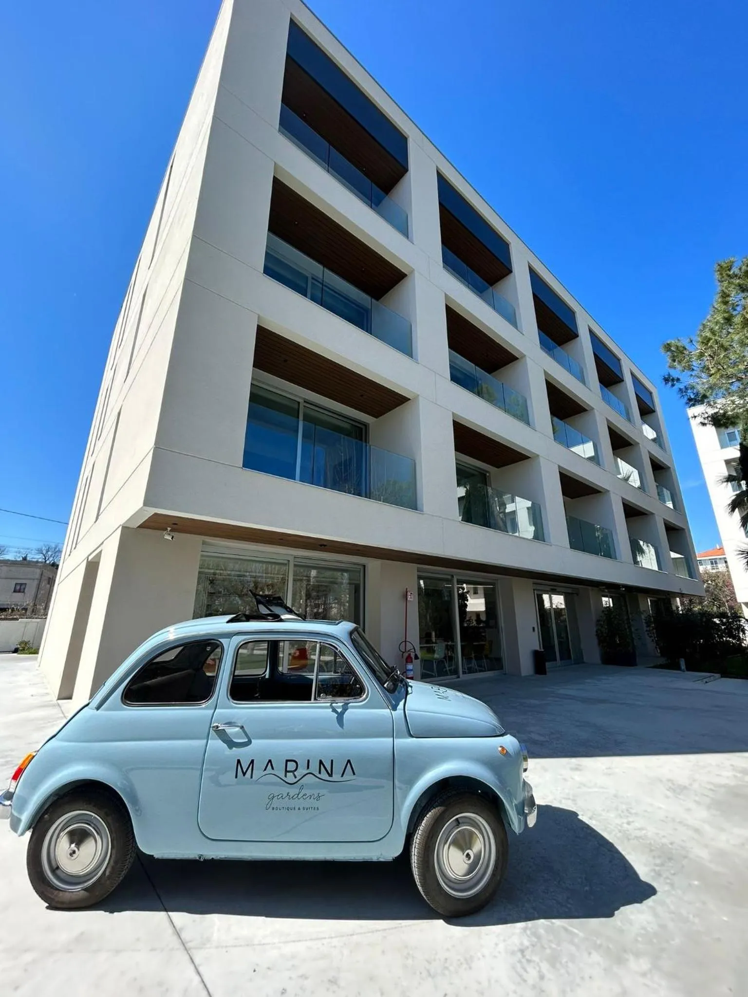 Property building in Marina Gardens Boutique&Suites