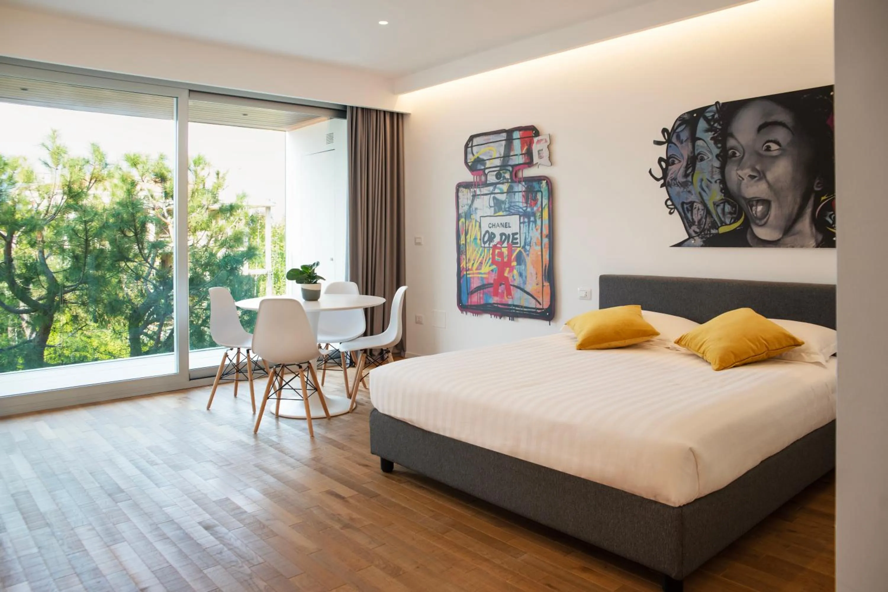 Bed in Marina Gardens Boutique&Suites